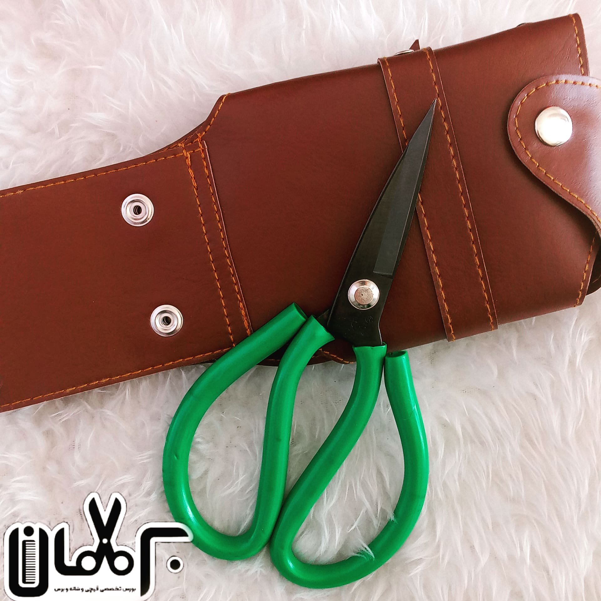 قیچی چرم و نمد