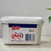کره هالک با عطر وانیلی در وزن ناخالص 5kg و وزن خالص 4.5kg میباشد