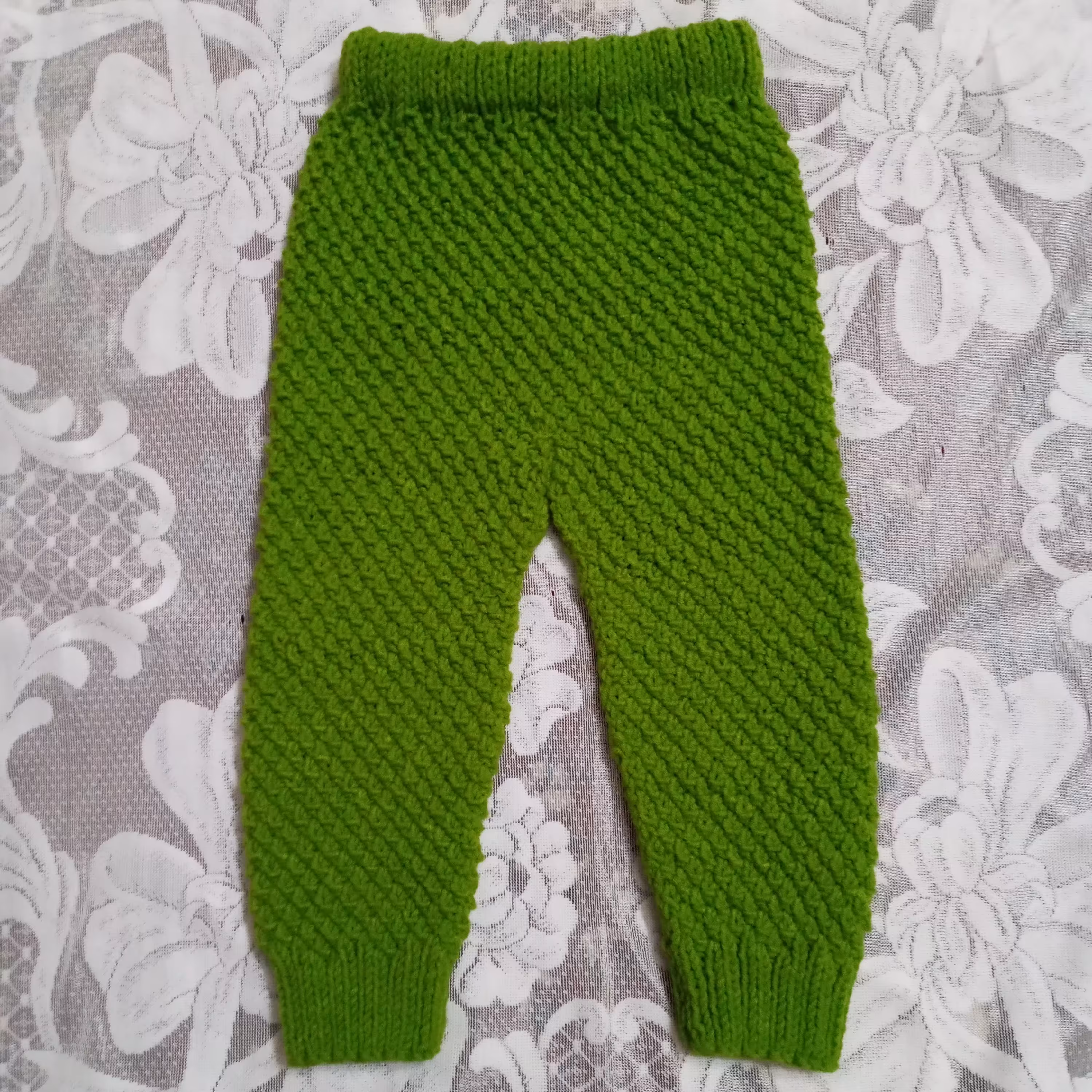 شلوار  بافتنی بچگانه  دستبافت