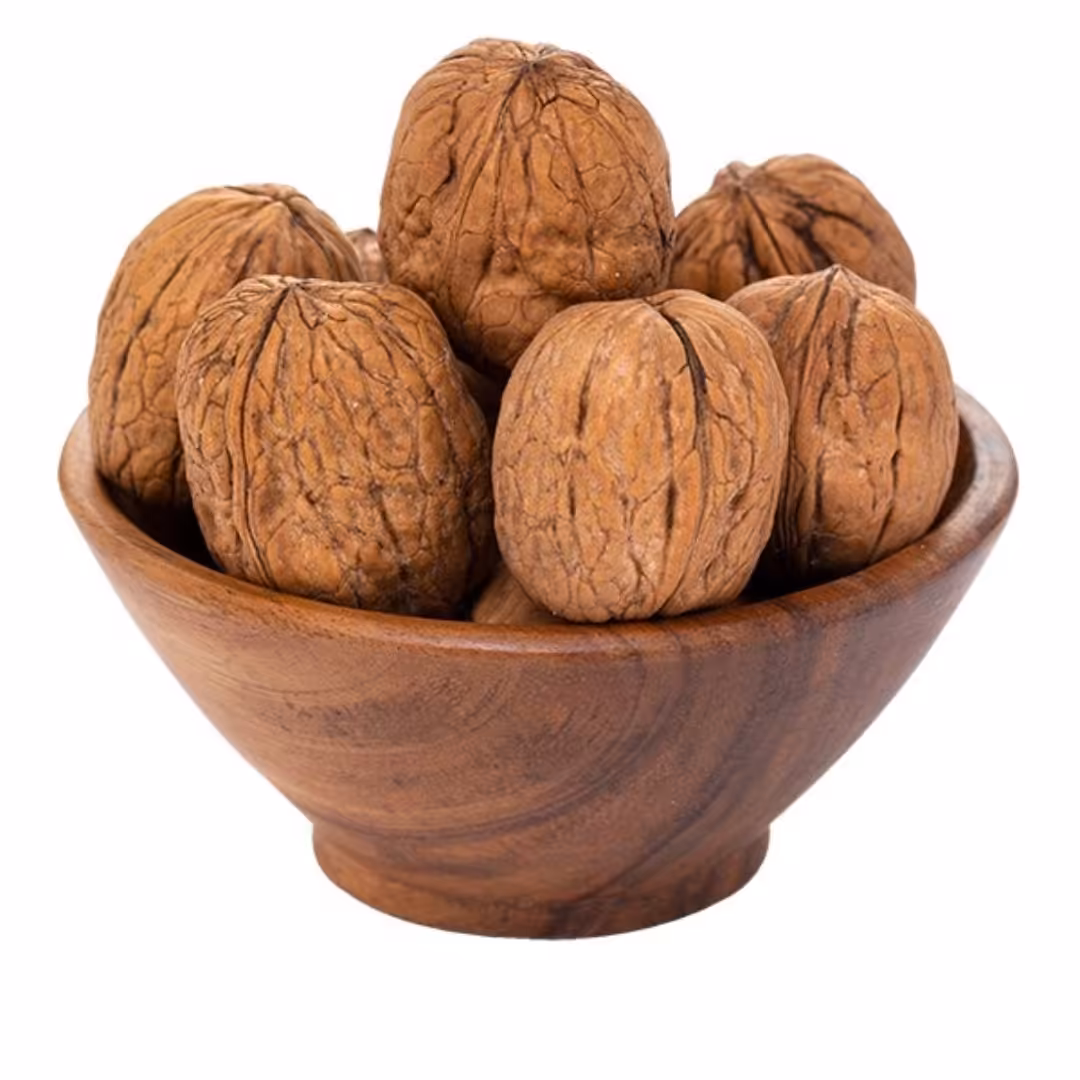 گردو با پوست خارجی (500 گرم) آقای آجیل