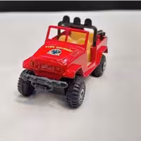 ماکت ماشین کلکسیونی کوچک JEEP