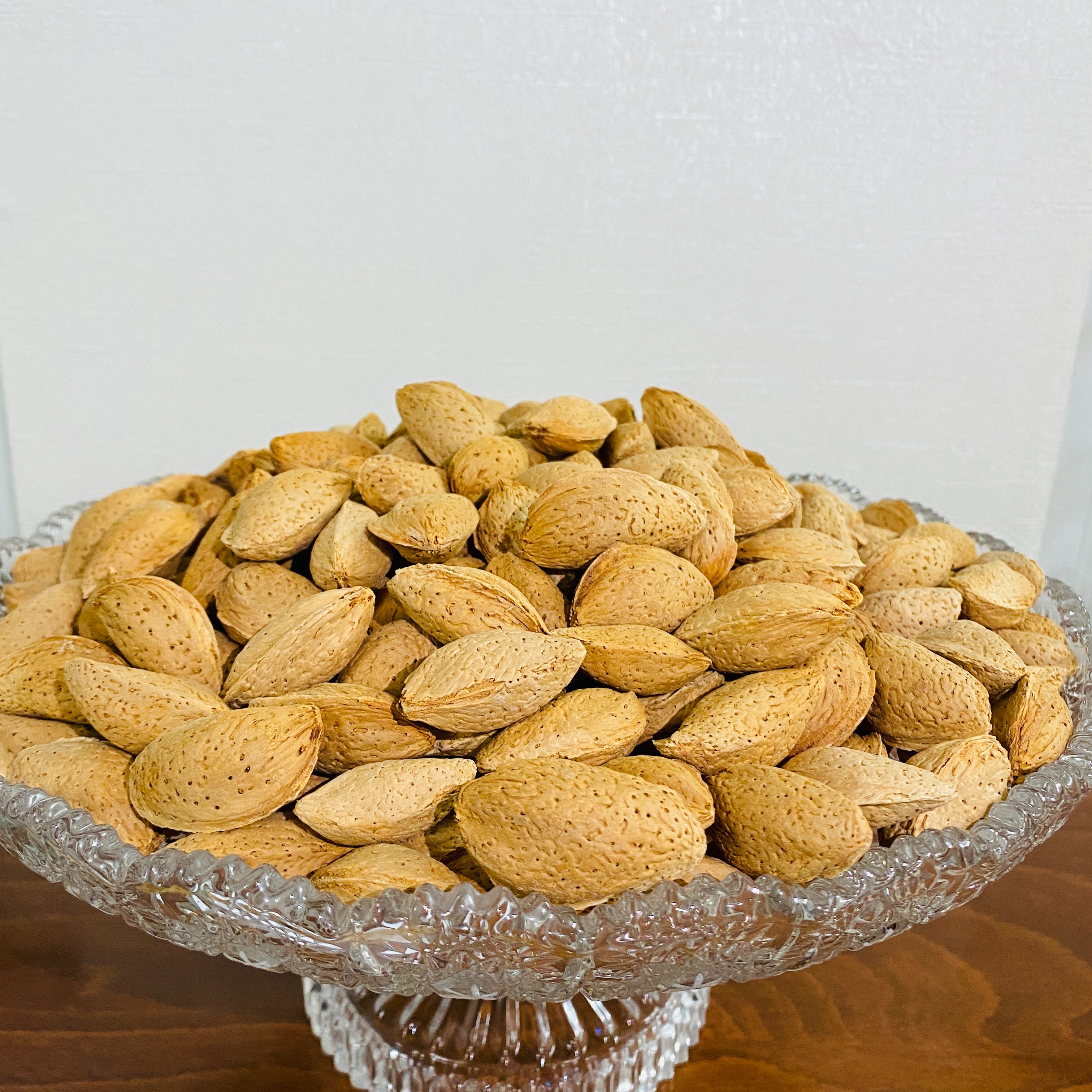 بادام مامایی یک کیلویی درجه 1 مغز درشت