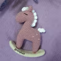 عروسک بافتنی اسب جغجغه دندونی مهربافه