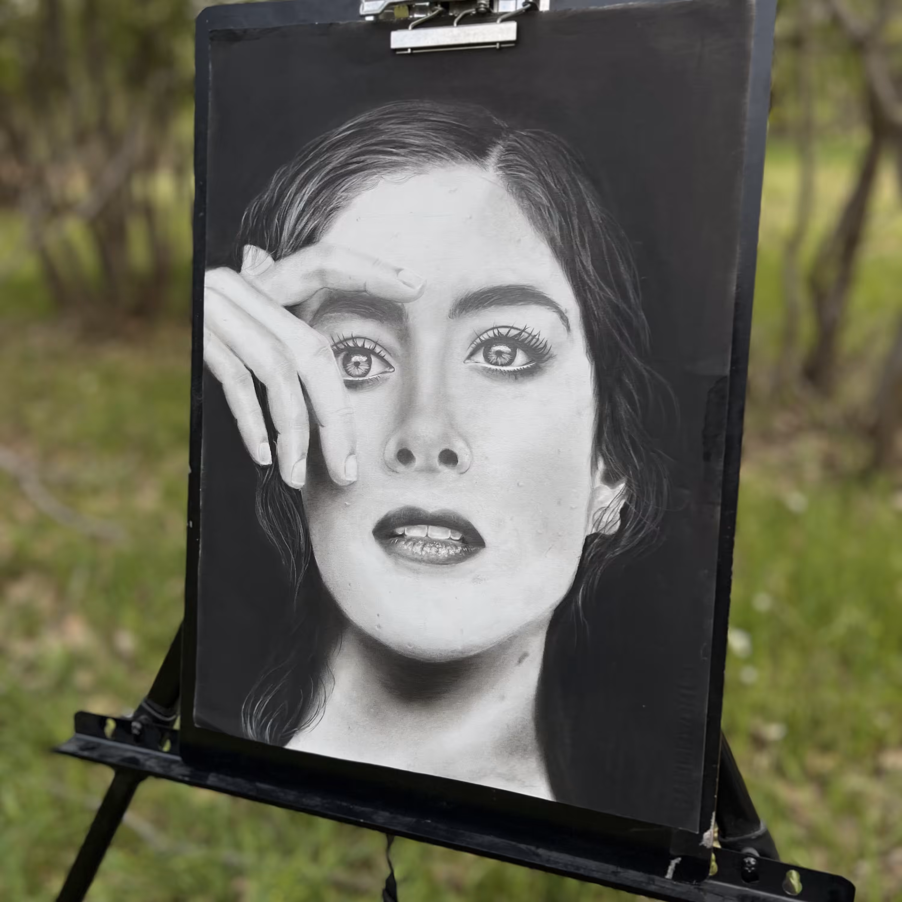 چهره سیاه قلم