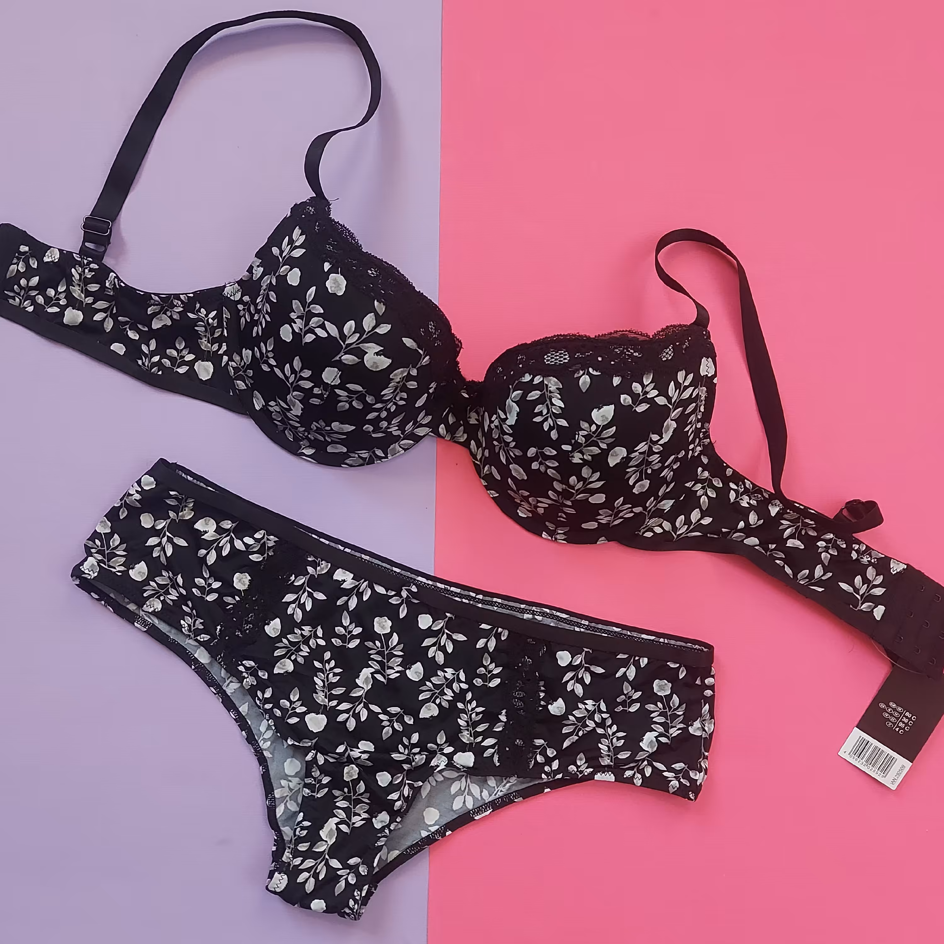 ست گل دار بسیار شیک تنخور عالی کیفیت فوق العاده محصول اروپا برند اسمارا آلمان 