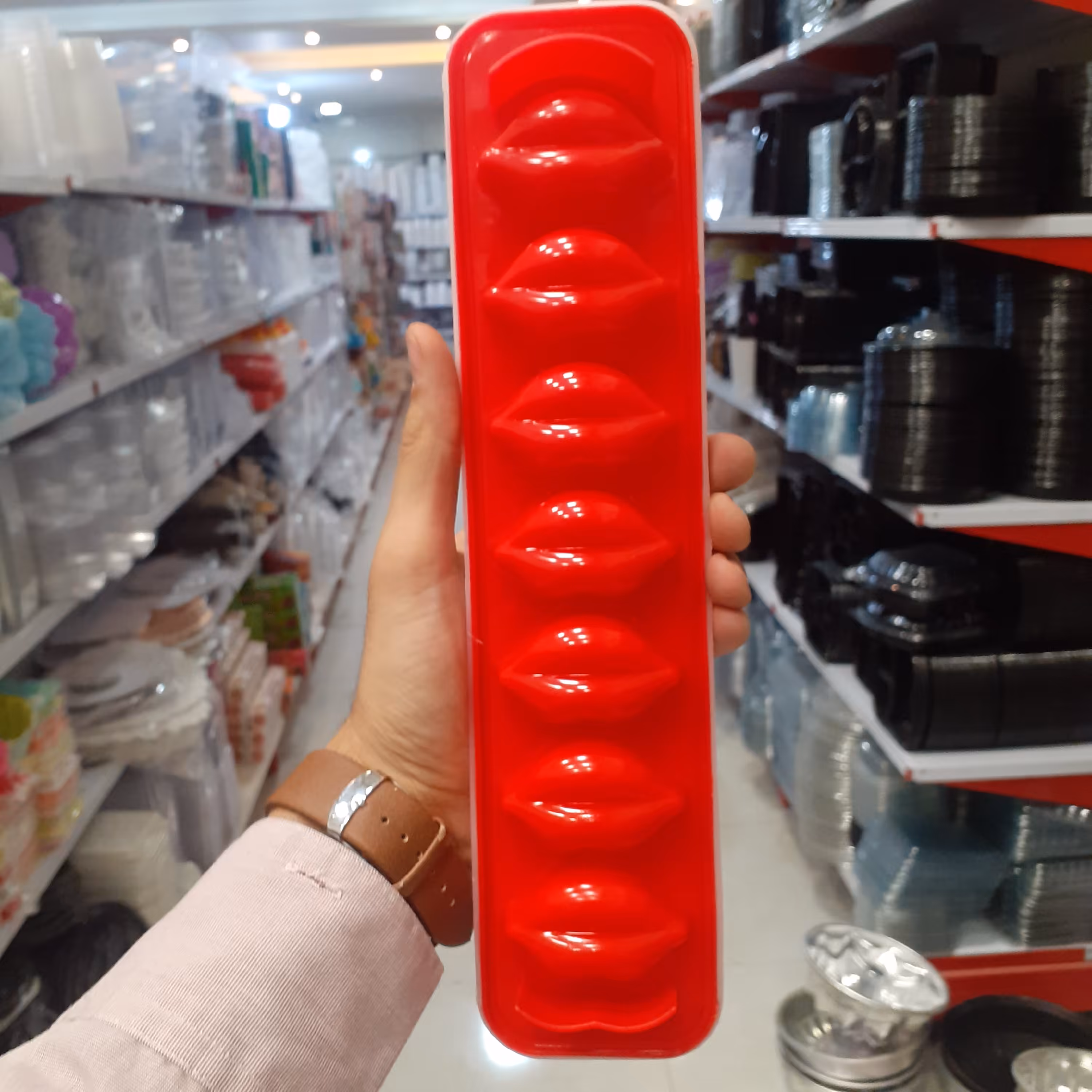 قالب ژله و یخ پلاستیکی  طرح لب