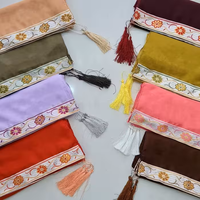 شال حاشیه گلدار