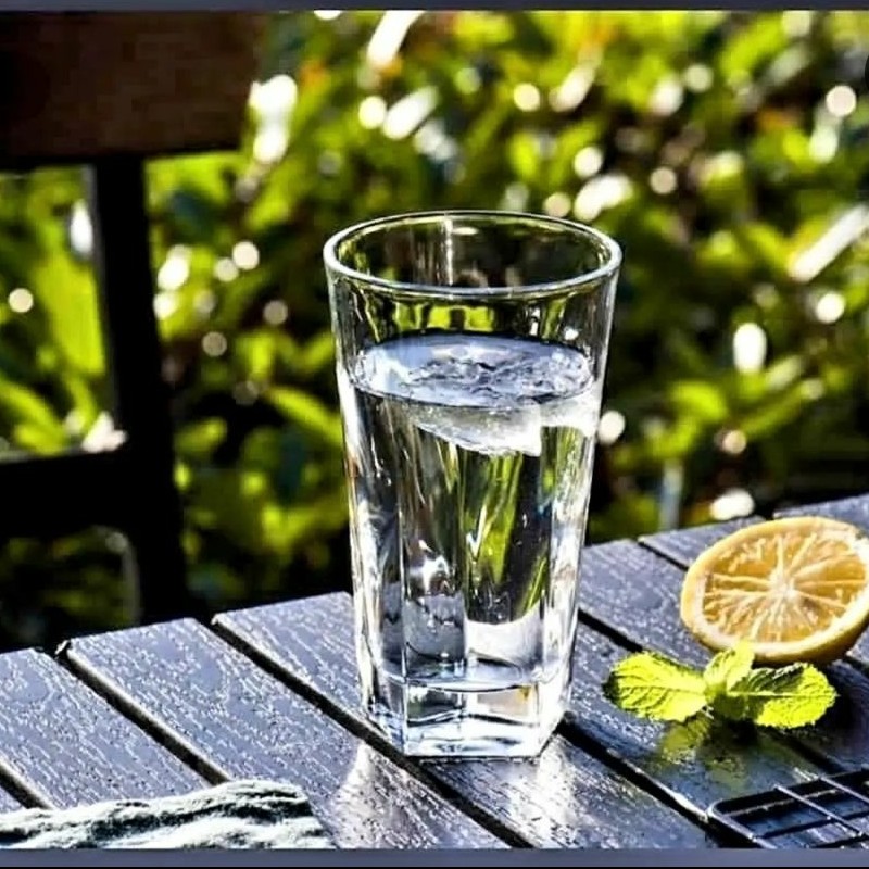 لیوان شیشه ای بلند ،پک 6 عددی ،کیفیت عالی و درجه یک ،مناسب انواع نوشیدنی