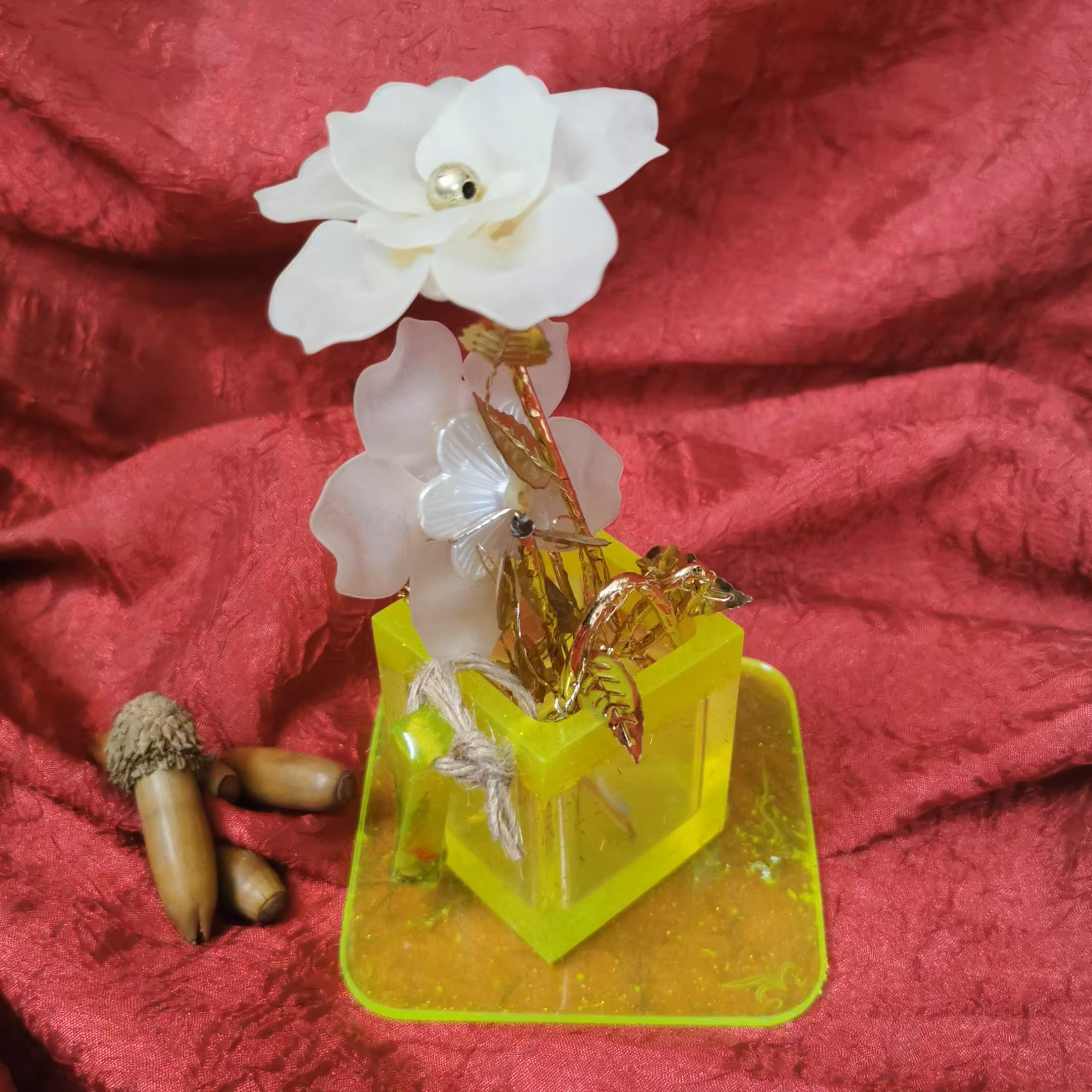 گلدان آپارتمانی رزین مدل مکعب طرح شبرنگ E.k کد1076