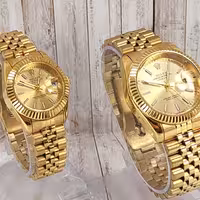 ساعت ست رولکس های کپی درجه یک طلایی زمینه طلایی ،جنس بدنه:استیل رنگ ثابت ، جنس بند: استیل رنگ ثابت