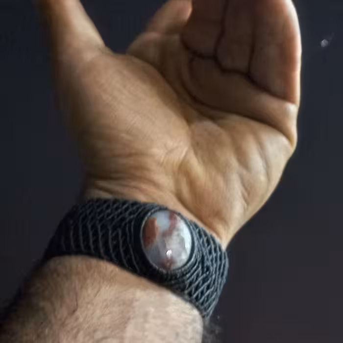 دستبند بافت میکرو مکرومه هنر دست ترکیب با سنگ عقیق اصل خراسان