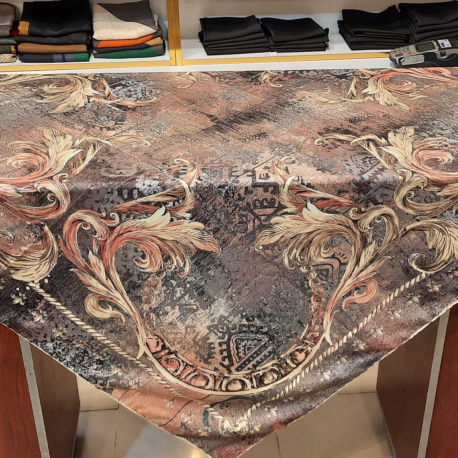 روسری ابریشم تویل 3
