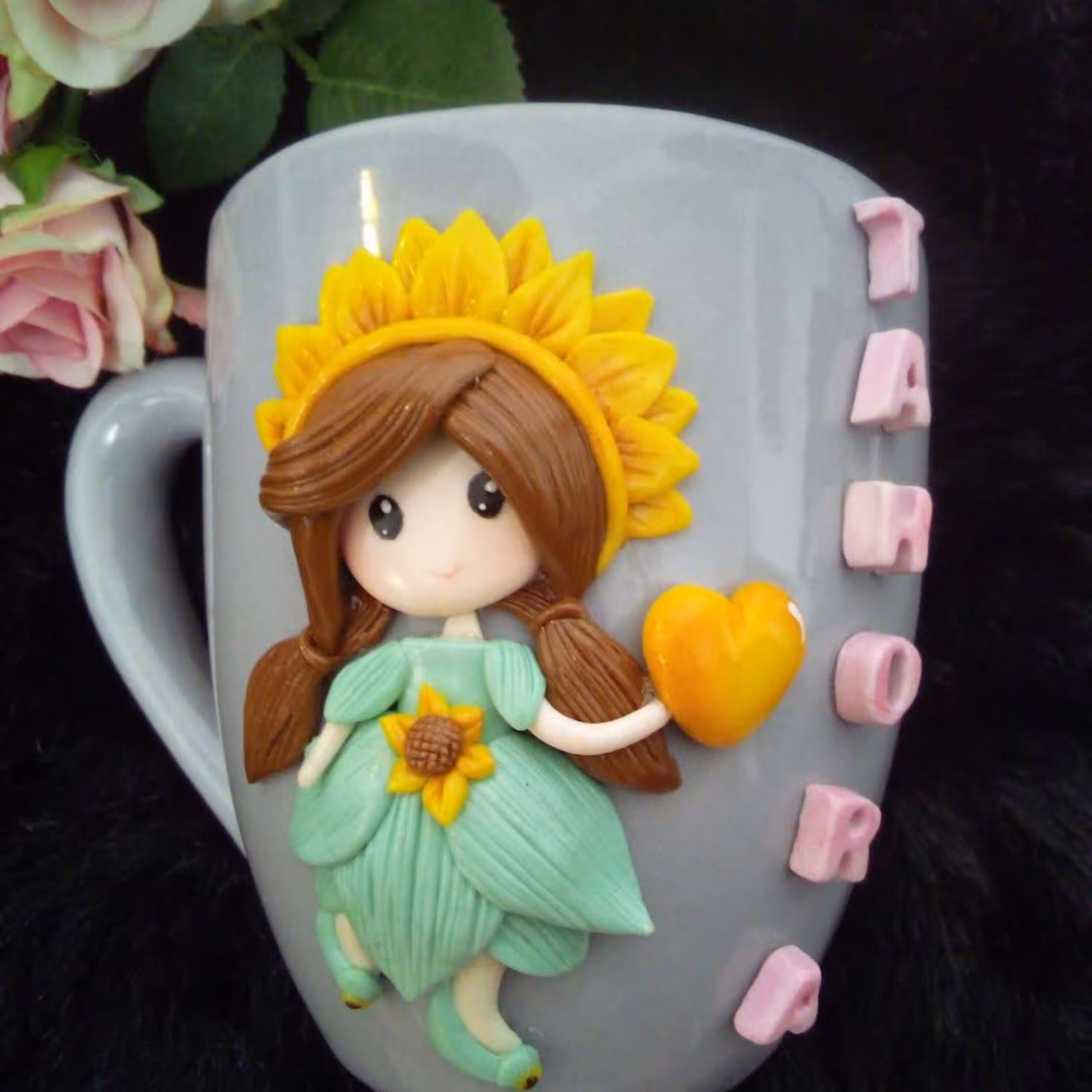 ماگ عروسک دختر گل آفتابگردان و دختر  گلها 