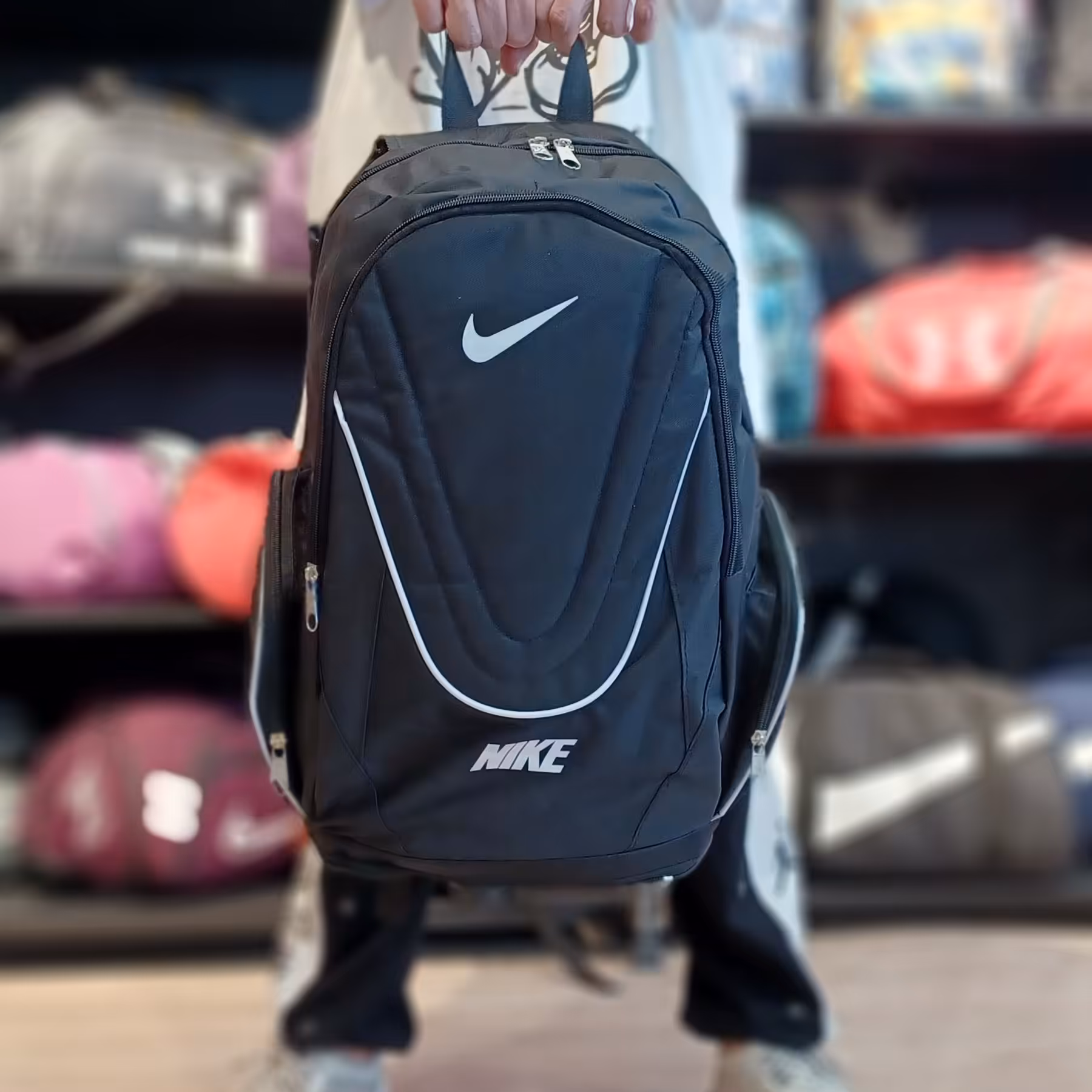 کوله پشتی دودوخت نایک