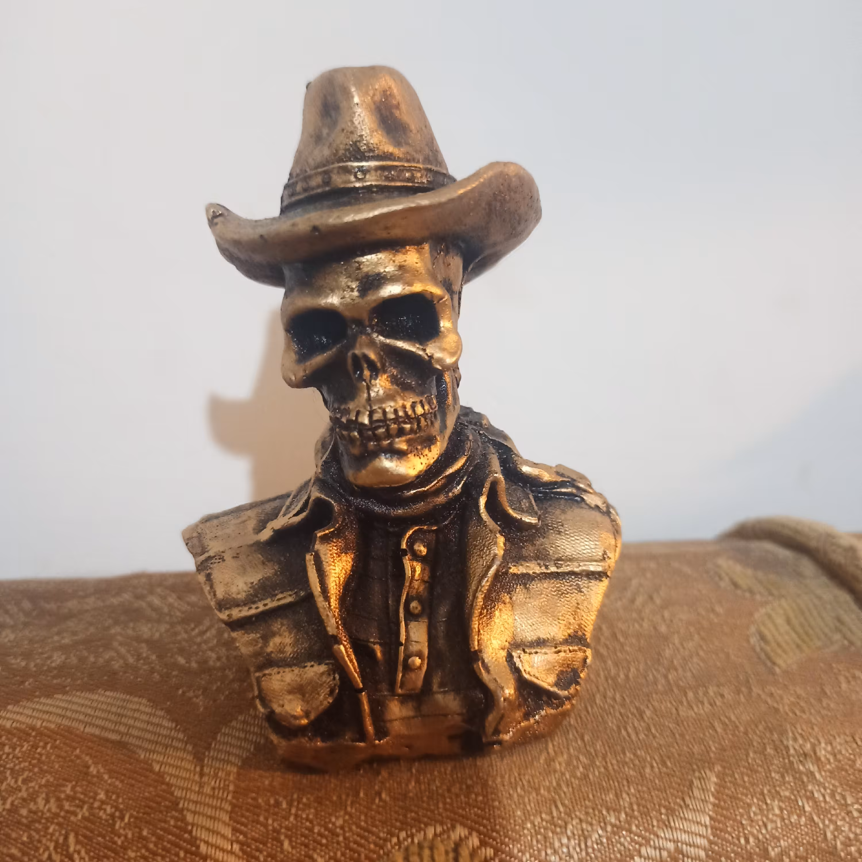 مجسمه جمجمه کابوی(اسکلت کابوی)ارتقاع 10سانت