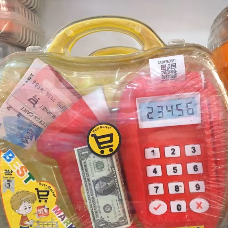 اسباب بازی دستگاه کارت خوان