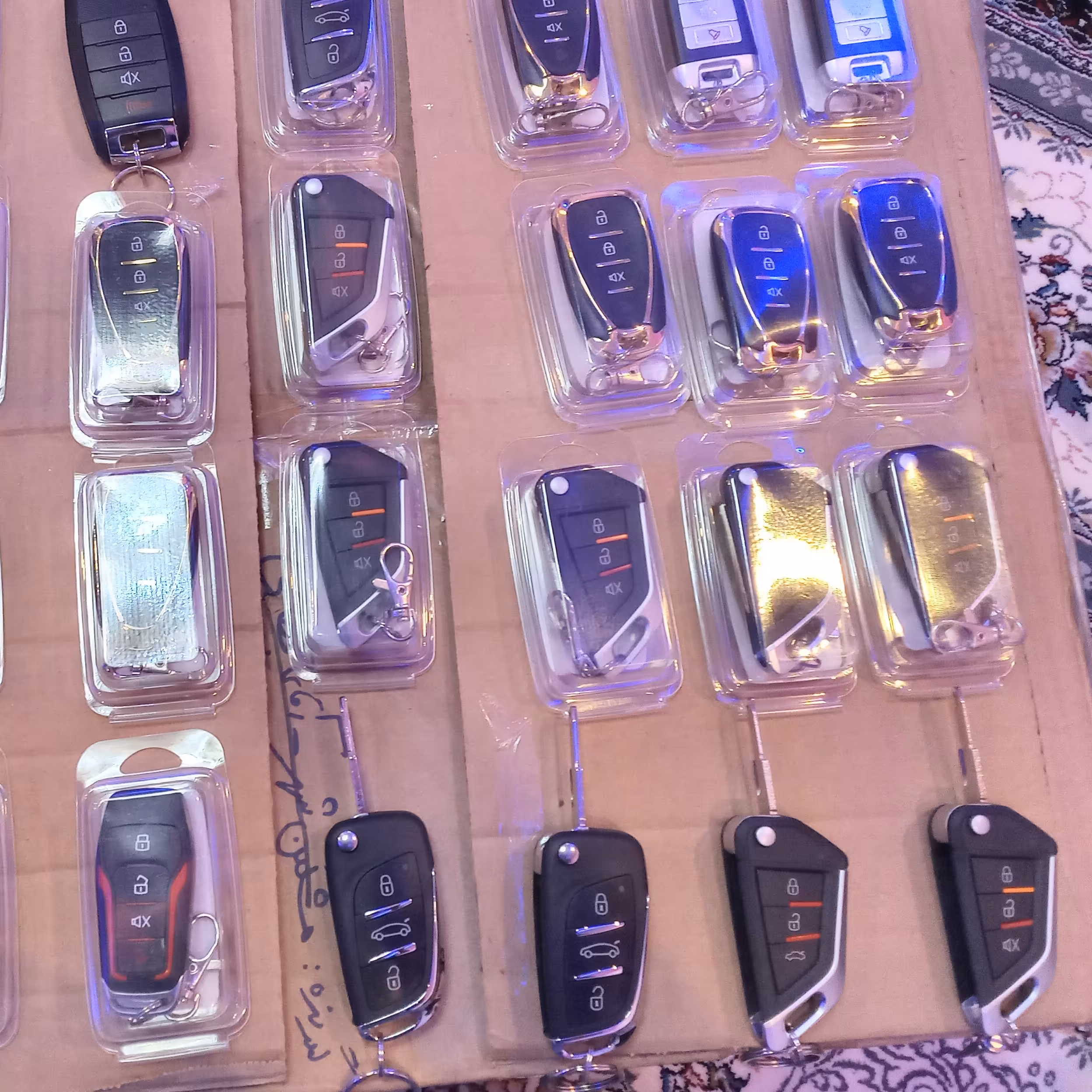 انواع ریموت  لوکس دزدگیر(اصلی)