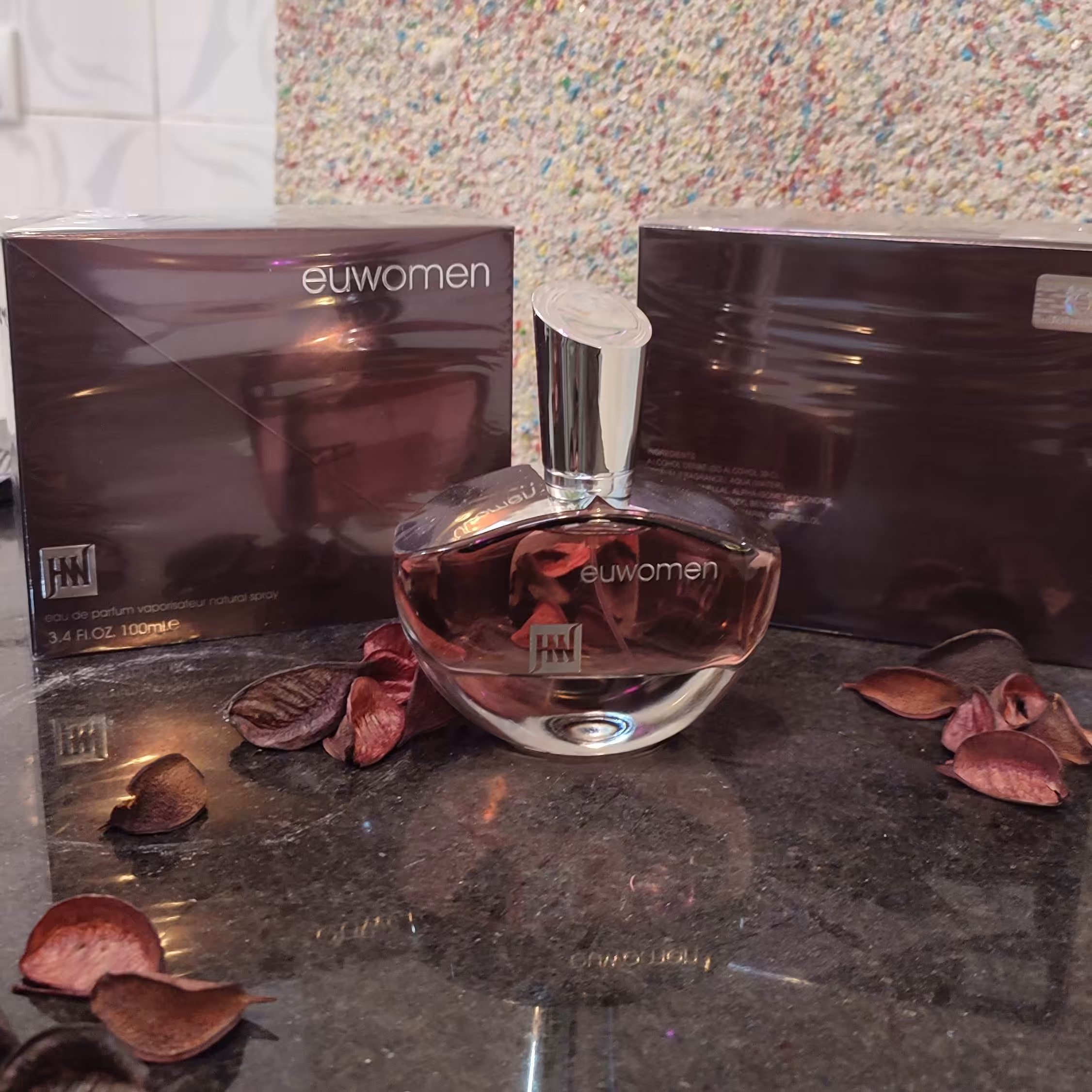 ایفوریا کلوین کلین 100 میل شرکت اماراتی جانوین جکوینز