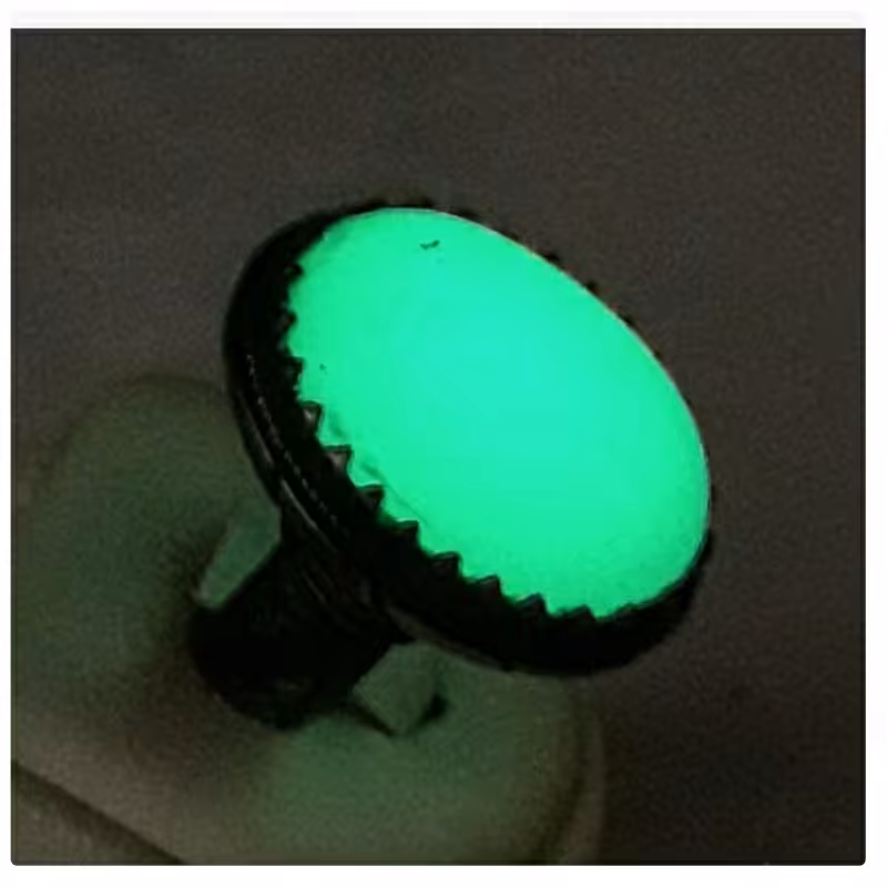 انگشتر زیبای گوهر شب چراغ