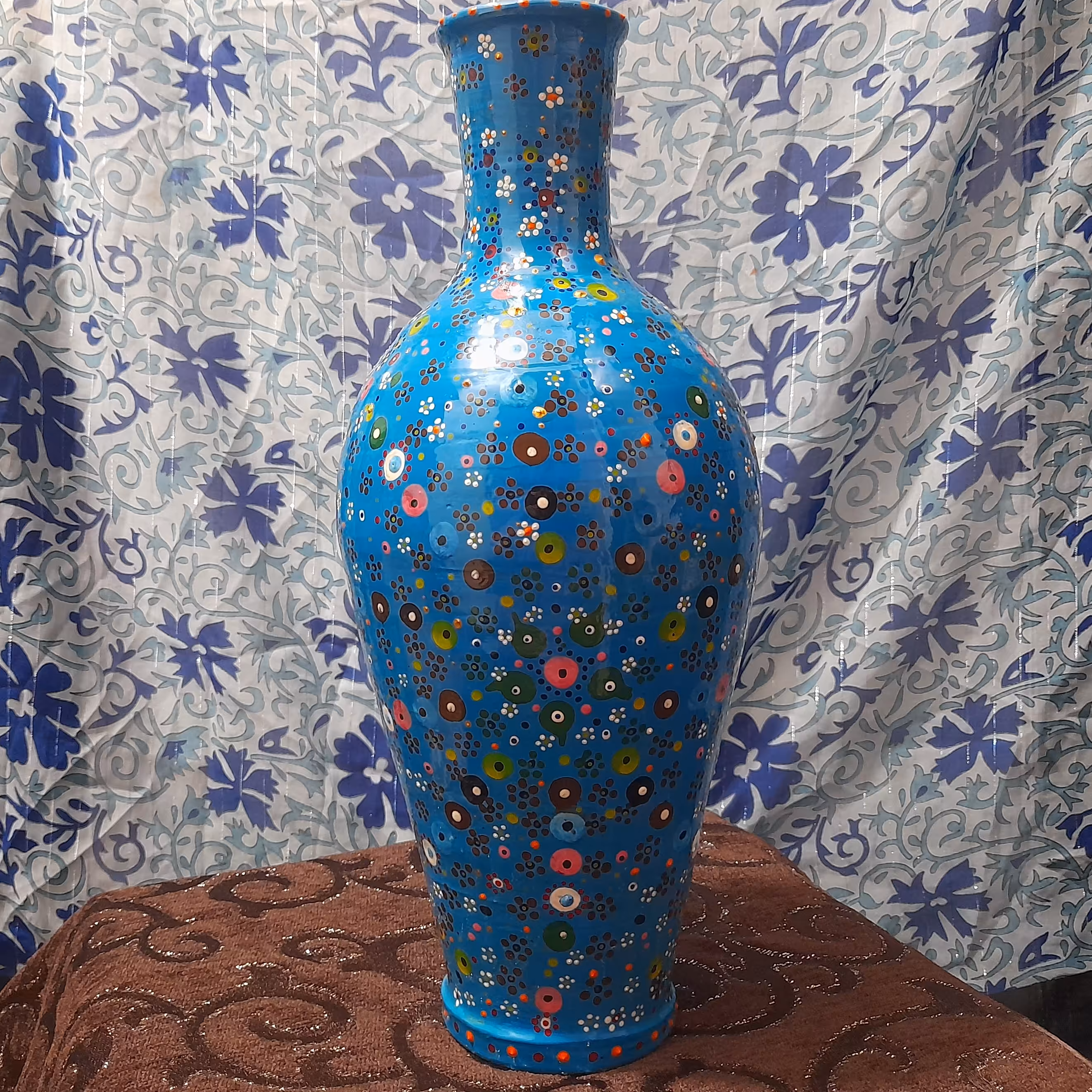 کوزه نقطه کوبی شده چشمی