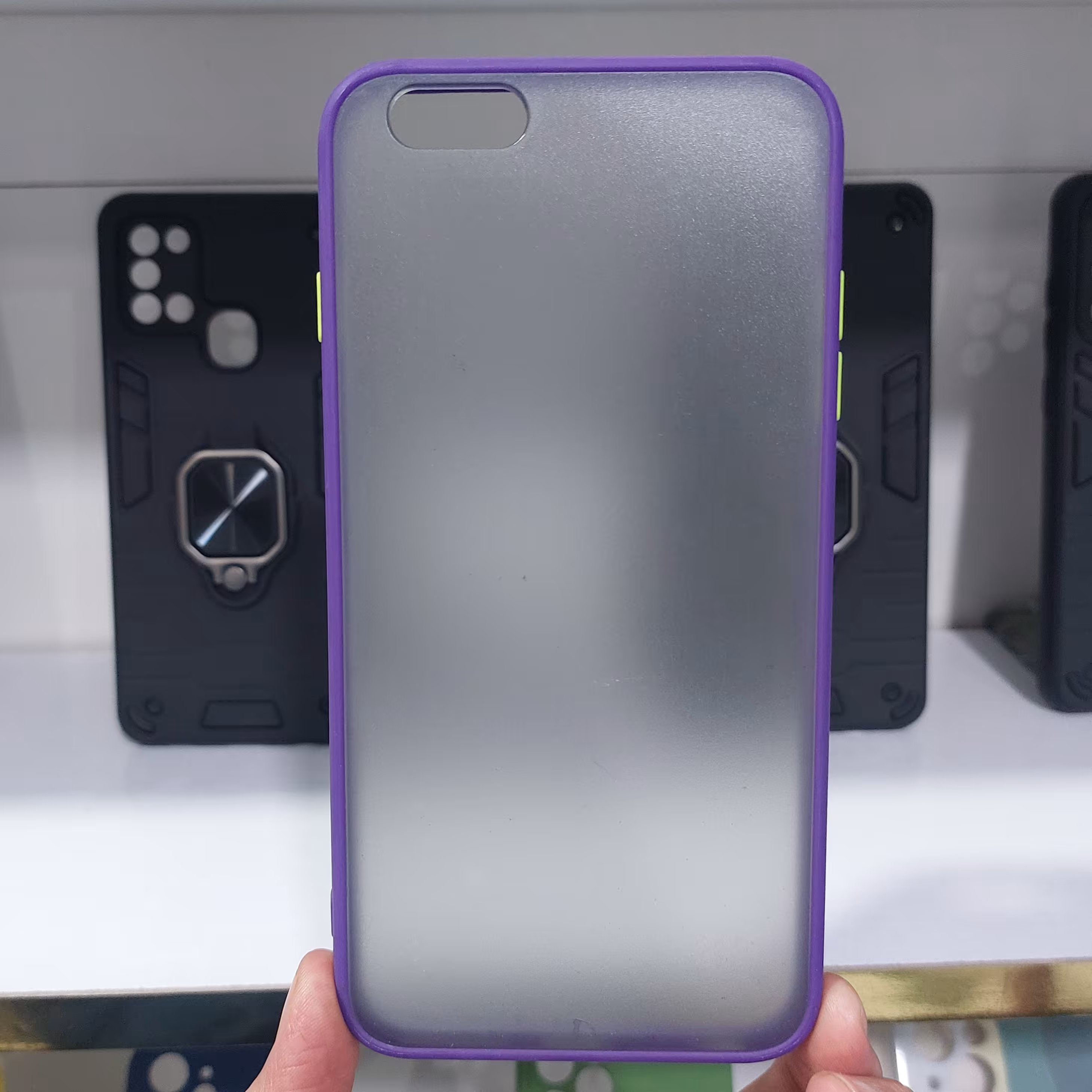 قاب گوشی آیفون 6 پلاس مدل پشت مات رنگ بنفش