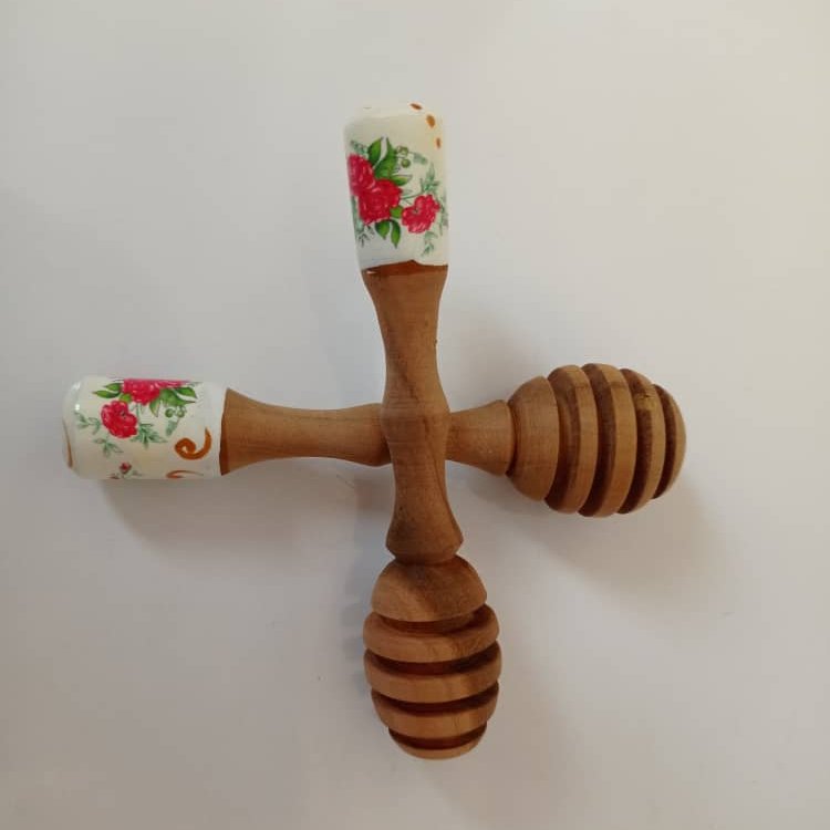 قاشق چوبی عسل دست ساز سایز بزرگ دسته رنگی دو عددی