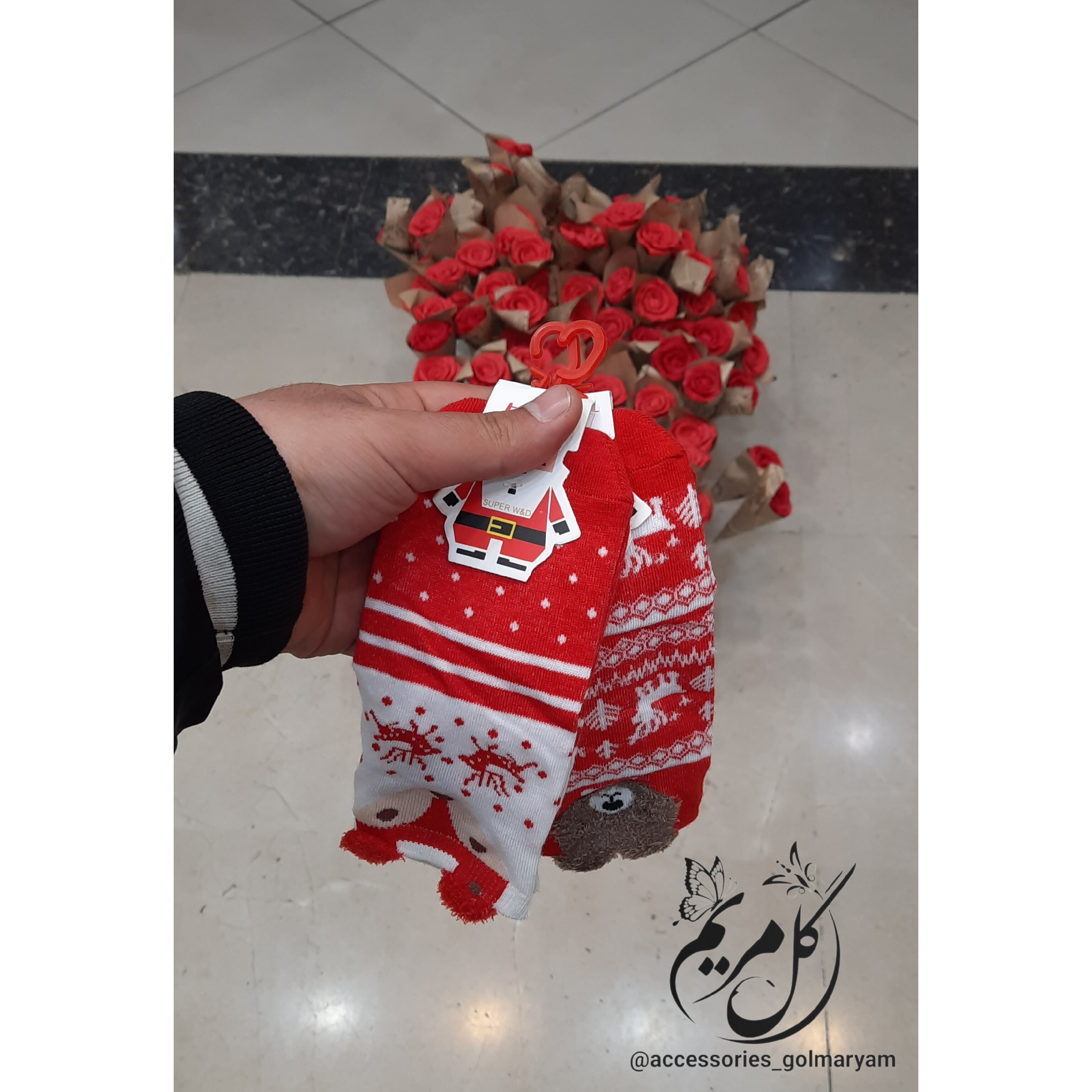 جوراب دخترانه و زنانه طرح دار رنگ قرمز کیفیت عالی