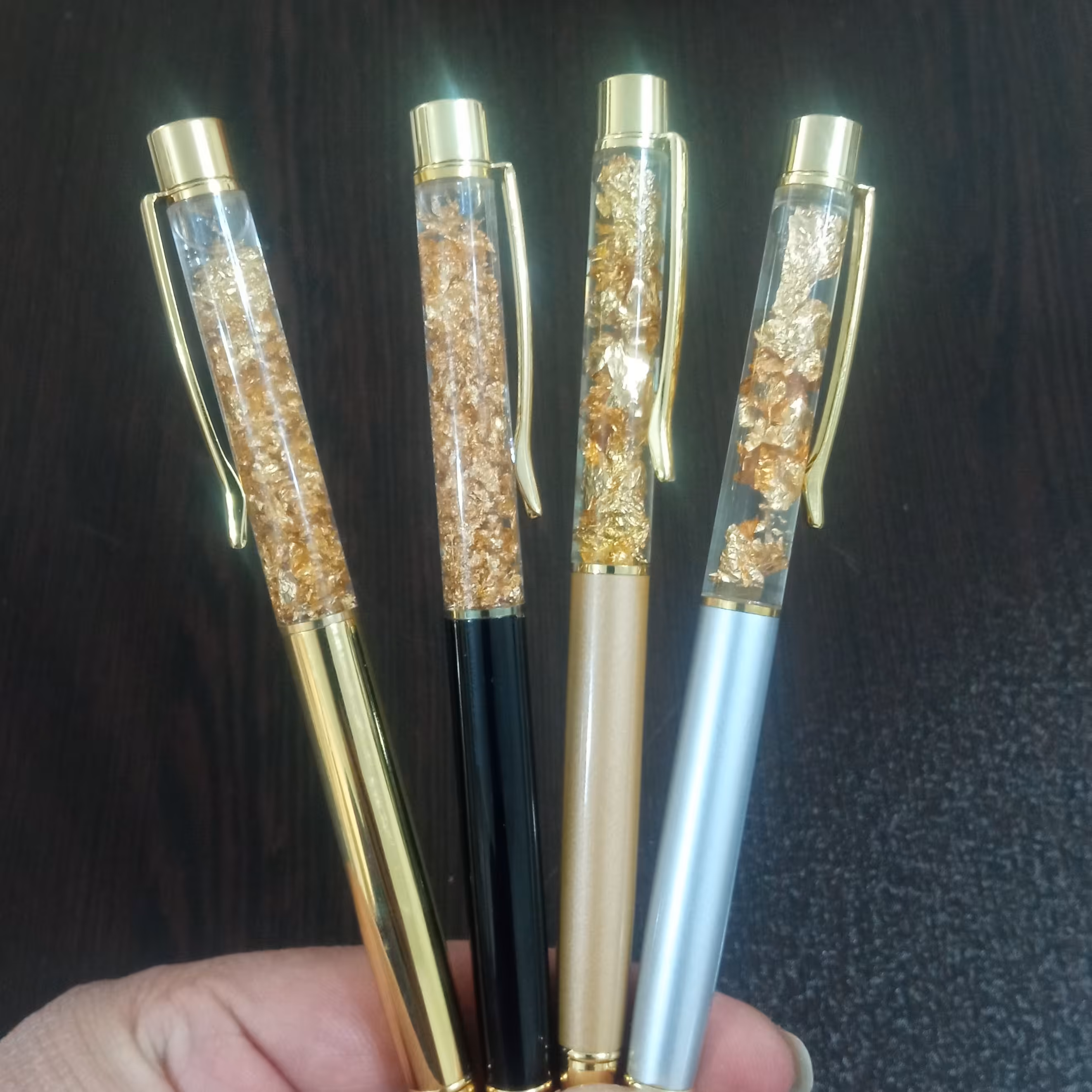 خودکار روکش طلا با جعبه و شناسنامه اصالت کالا 