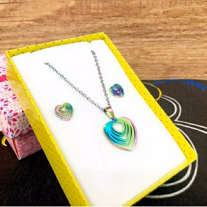 نیمست هولوگرامی استیل در شش طرح جذاب