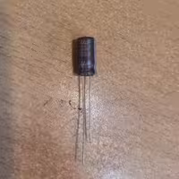 خازن الکترولیت 33 میکرو فاراد 63 ولت پک بسته 30 عددی کد محصول 61