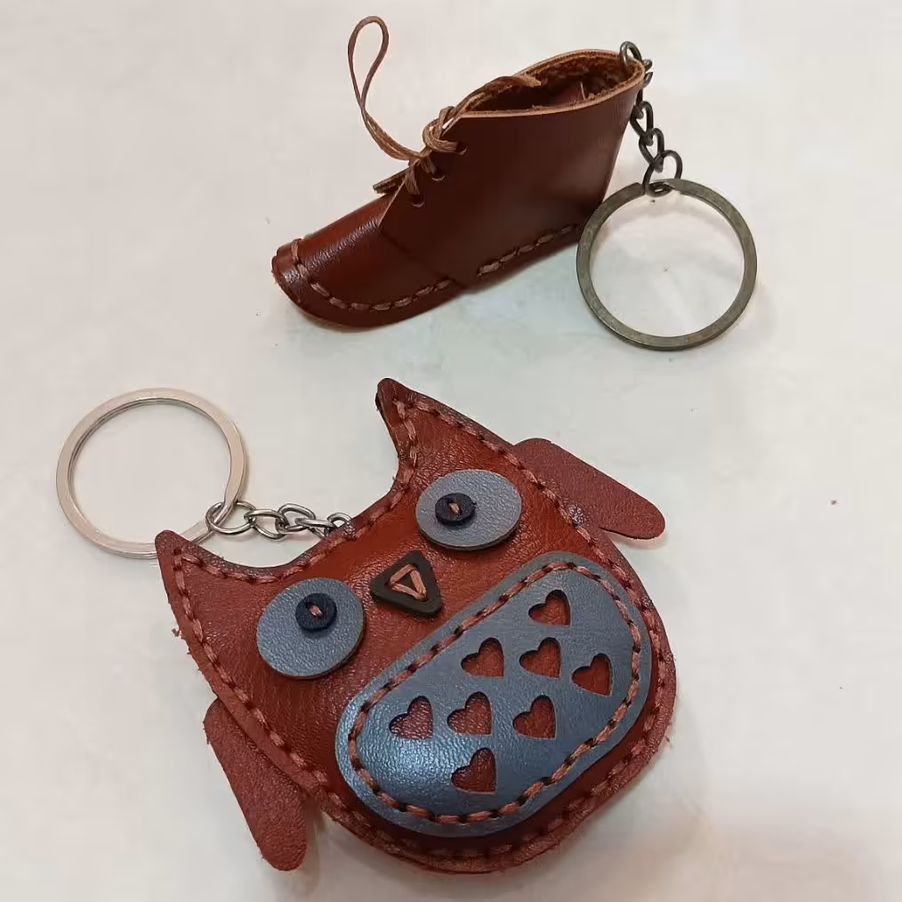 جا کلیدی چرم