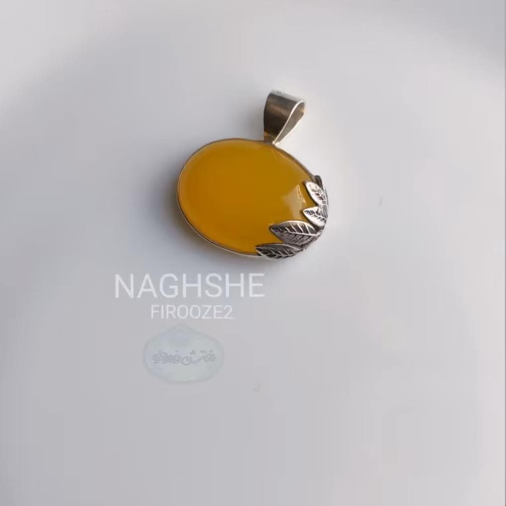 گردنبند نقره عقیق پرتقالی طرح برگ دست ساز