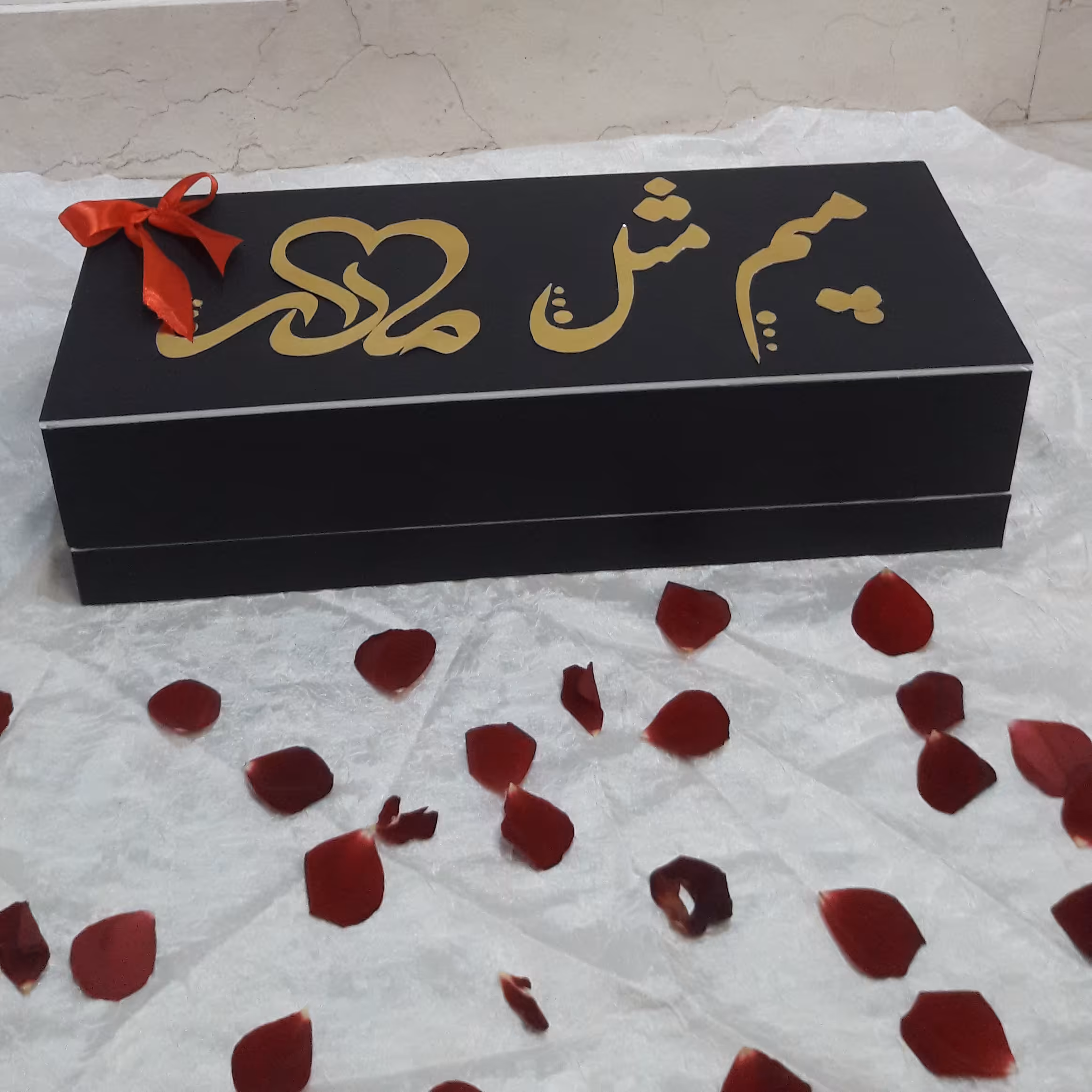جعبه کادو love   با متن دلخواه شما  سایز 50در 14