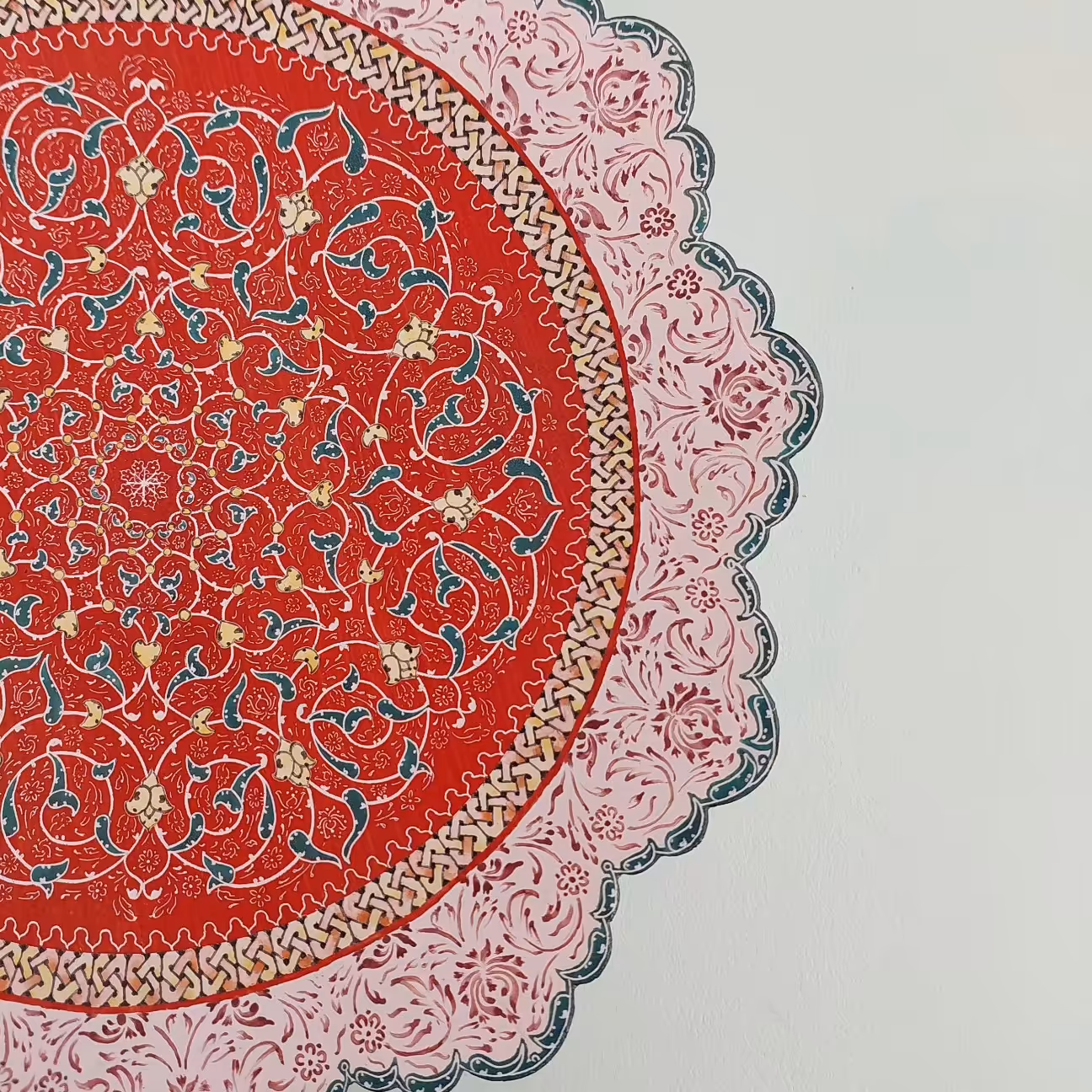 بشقاب مینای نقاشی طرح اسلیمی