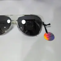 عینک   وارداتی  آلمانی  برند تاش تحت لیسانس شرکت بیلاین ،پلاریزه و UV400 با نگین های با کیفیت سواروسکی 