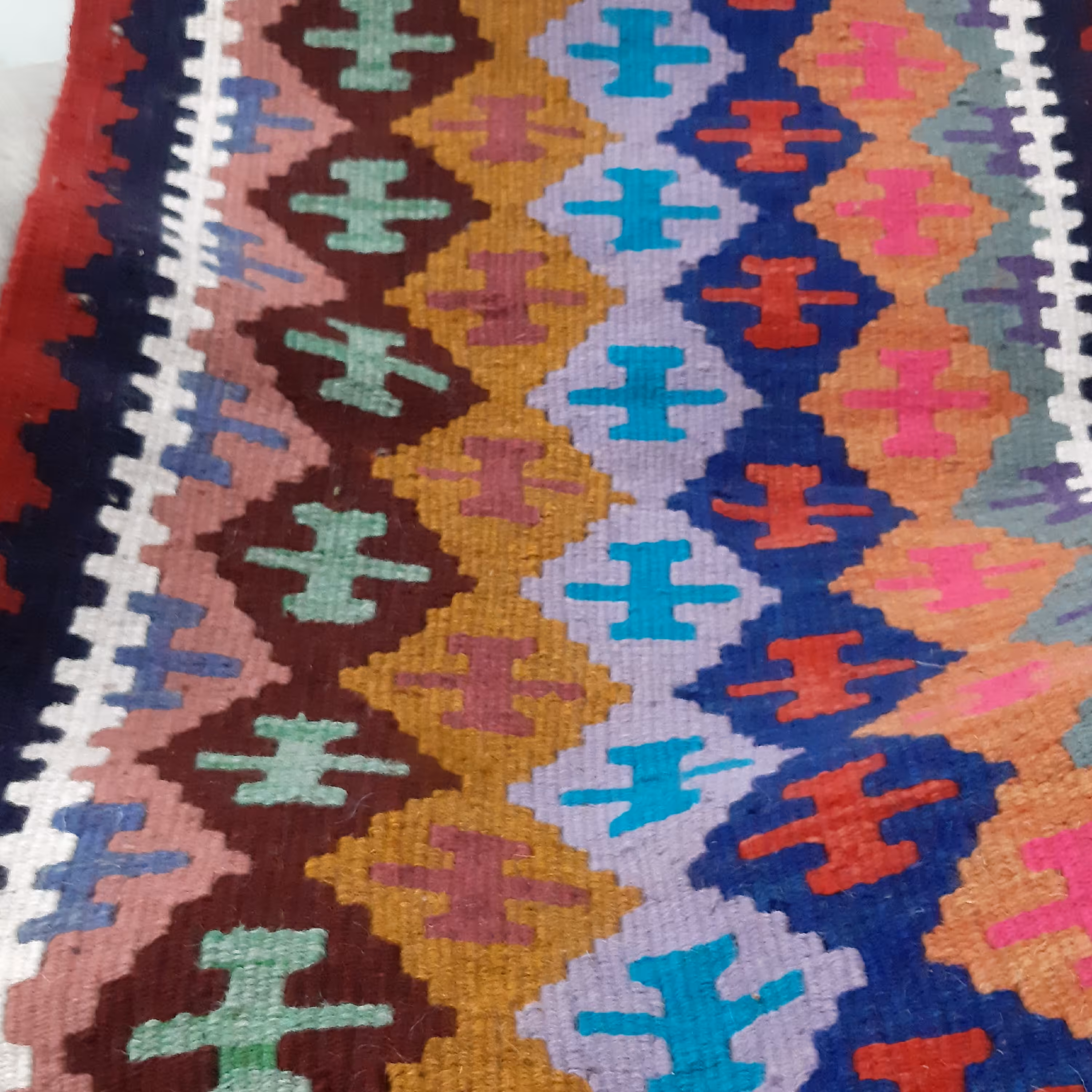 گلیم دستبافت پادری پشمی با نخ اعلا  و قیمت مناسب 