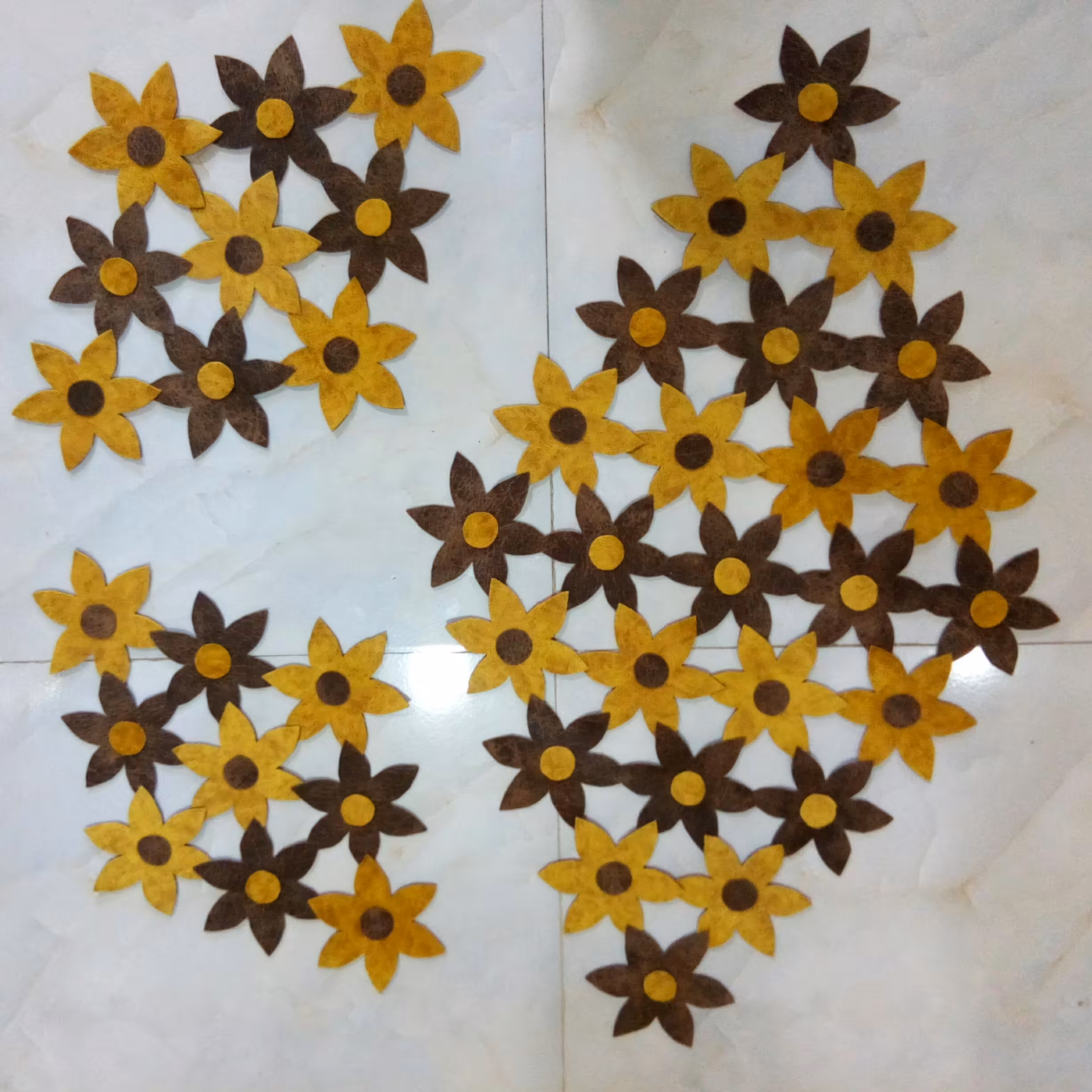 رو میزی طرح گل کد 2