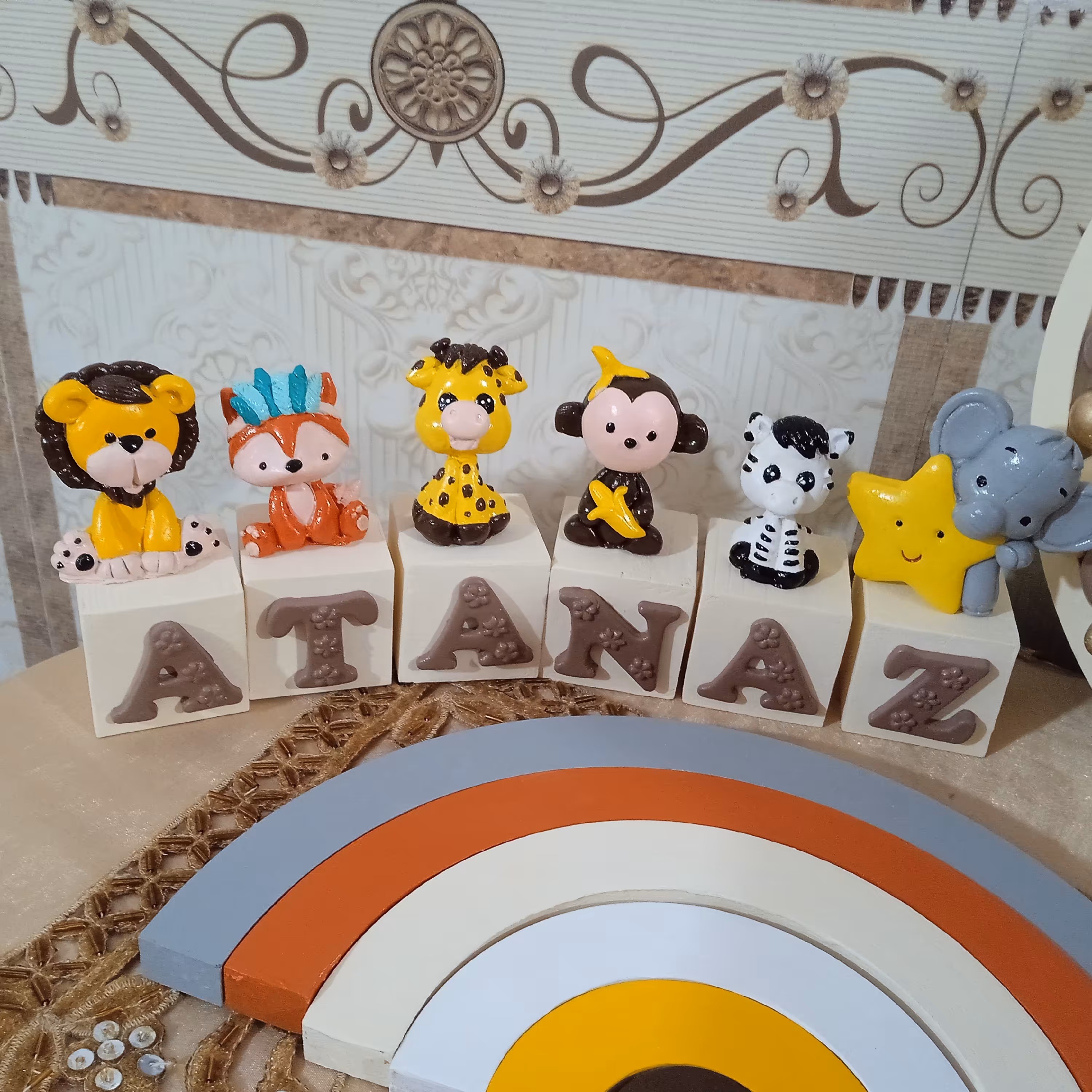 استند اسم آتاناز ساخته شده با پودر سنگ هنری ترک 