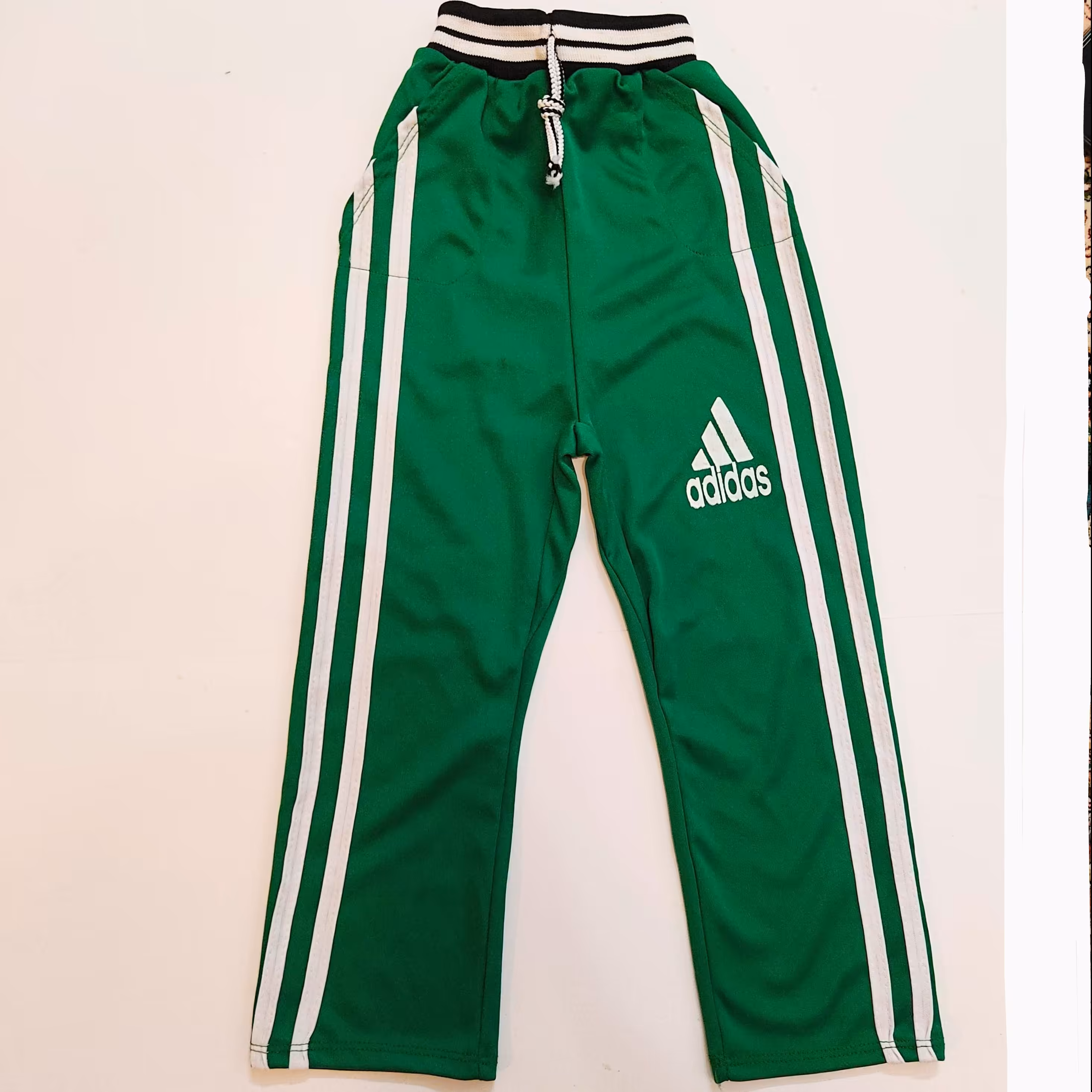 شلوار ورزشی پسرانه سه خط رنگ سبز قد 67 فاق 26 