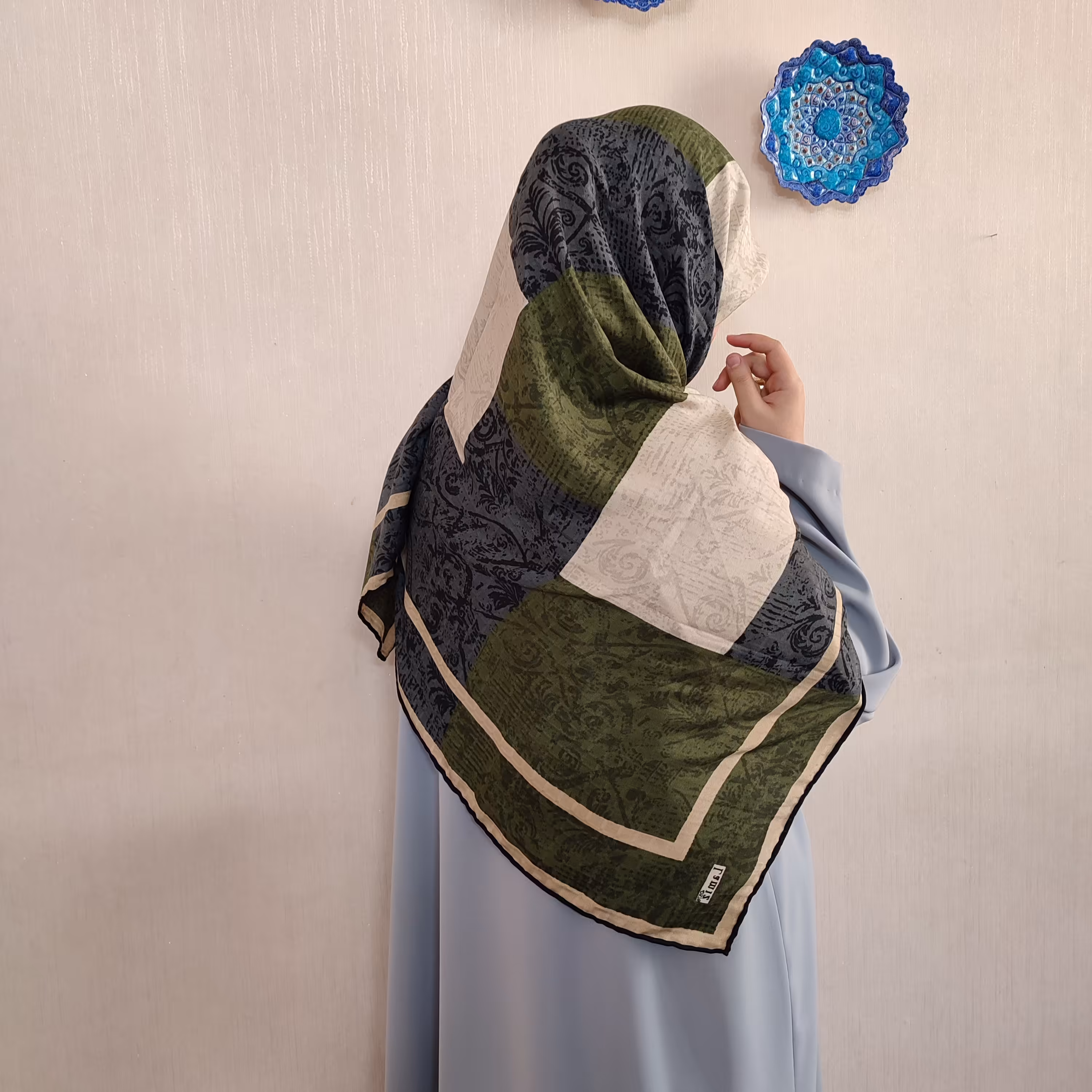 روسری نخی دور دست دوز قواره 125