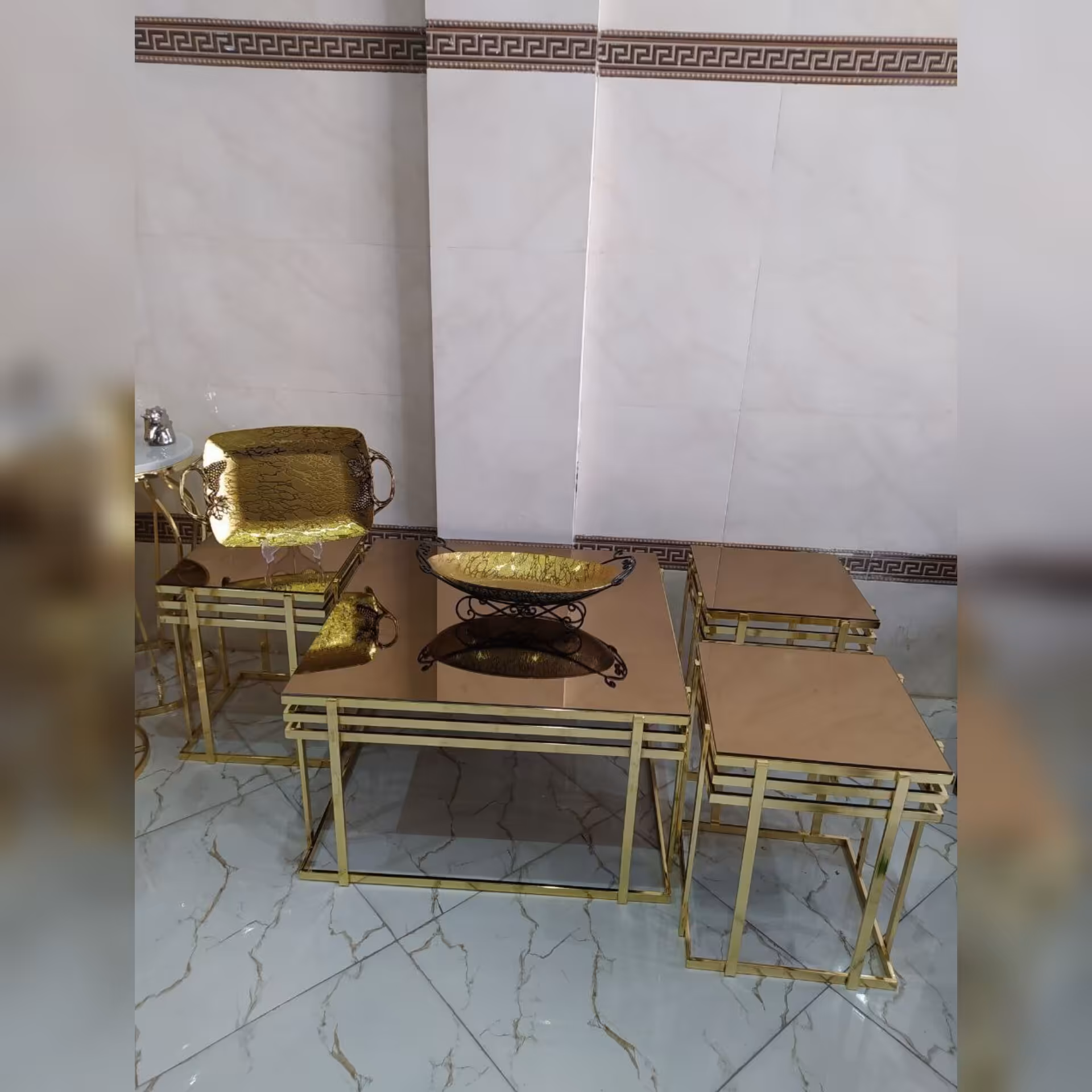 میز عسلی و جلو مبلی فلزی مدل سه خط 