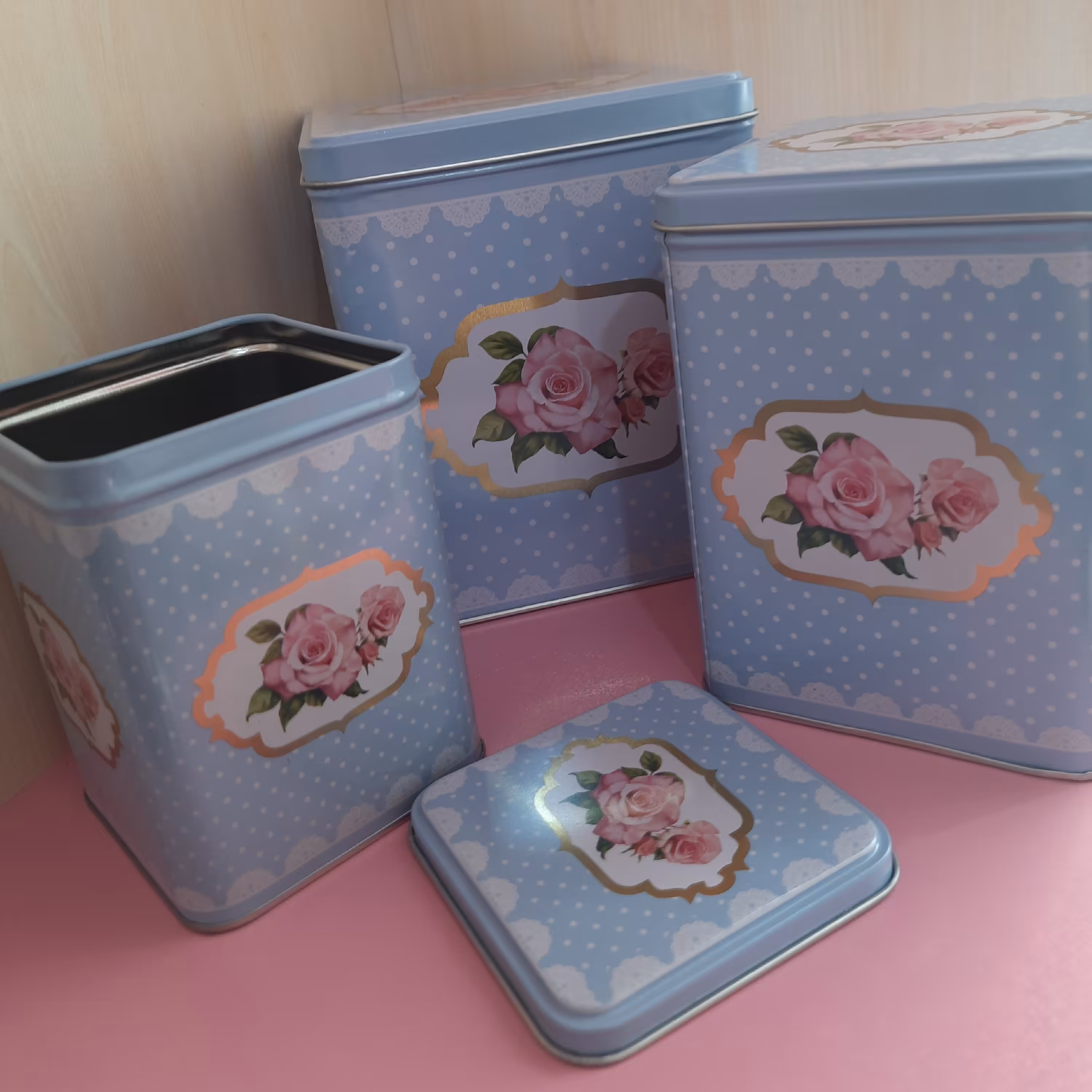 ست سه تایی قوطی فلزی مربعی بانکه جاادویه ای و پاسماوری فانتزی