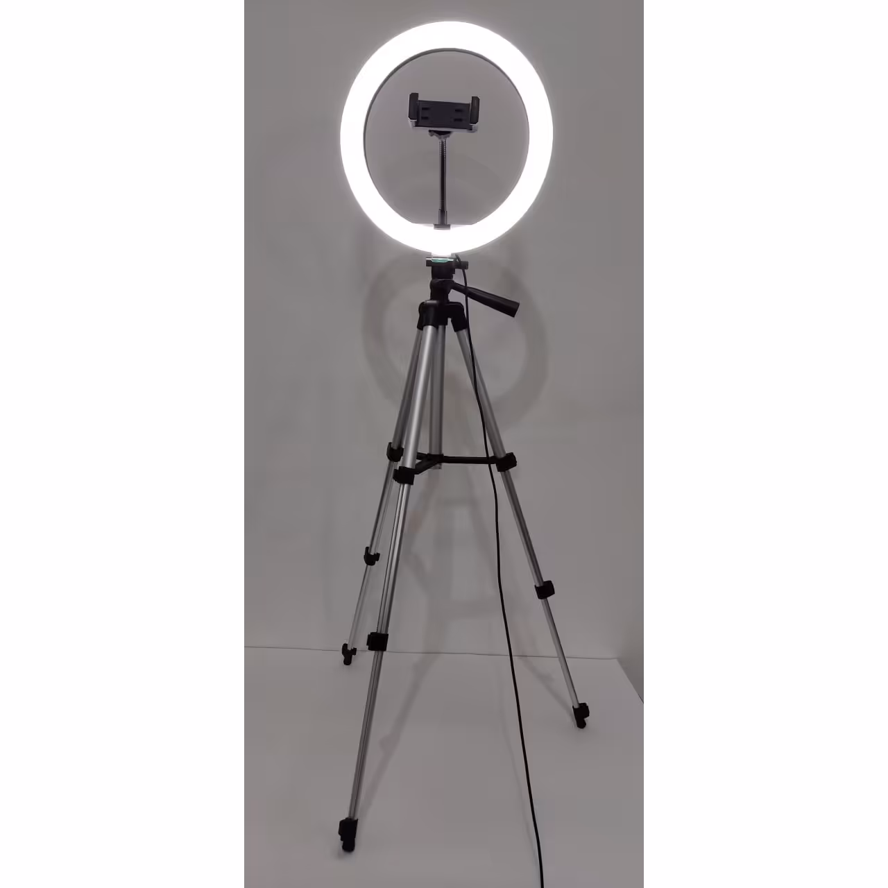 رینگ لایت 10 اینچی سه حالته به همراه سه پایه TRIPOD-3110