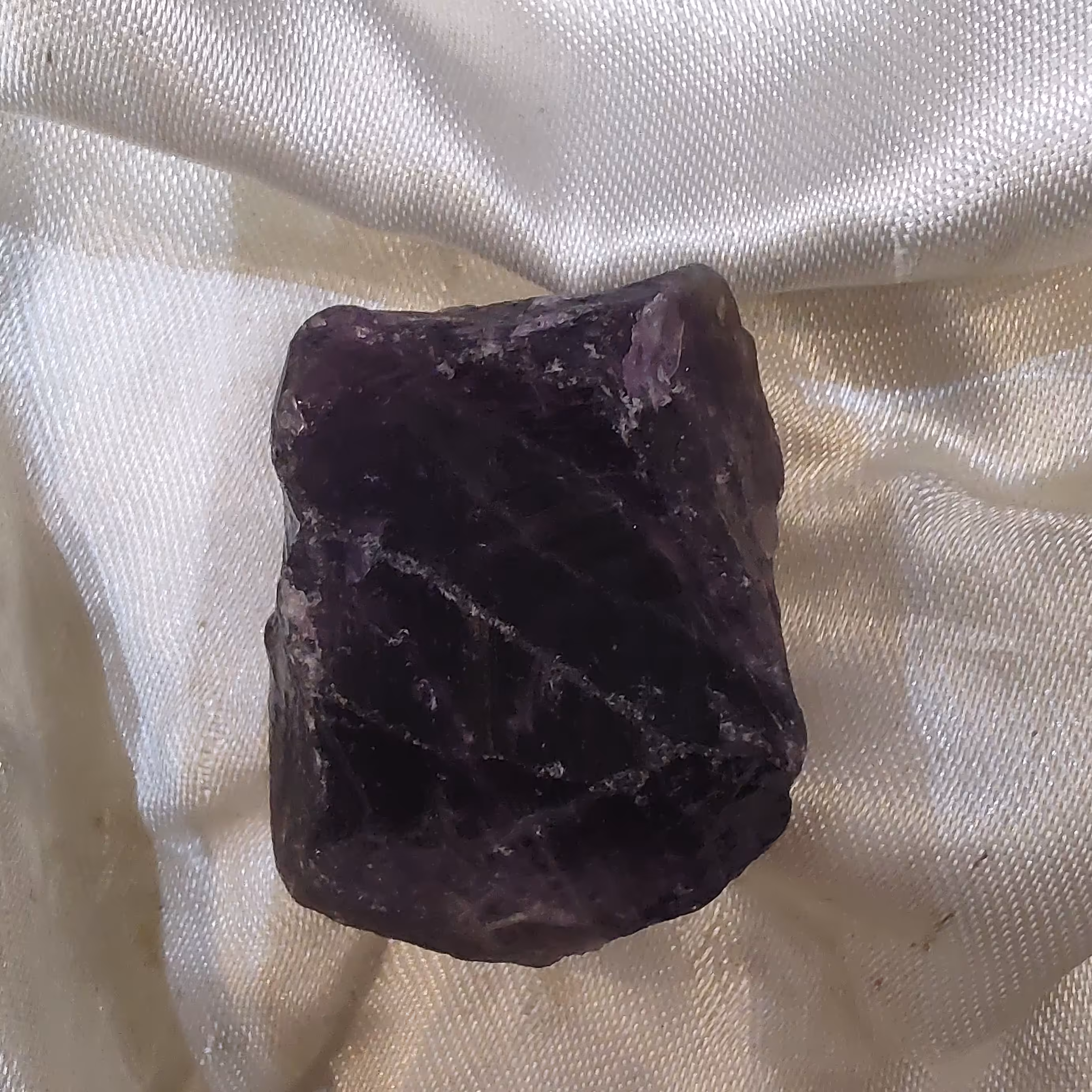 راف امتیست وارداتی خوش رنگ مناسب کلکسیون و تراش آمتیست طبیعی راف آمتیست 