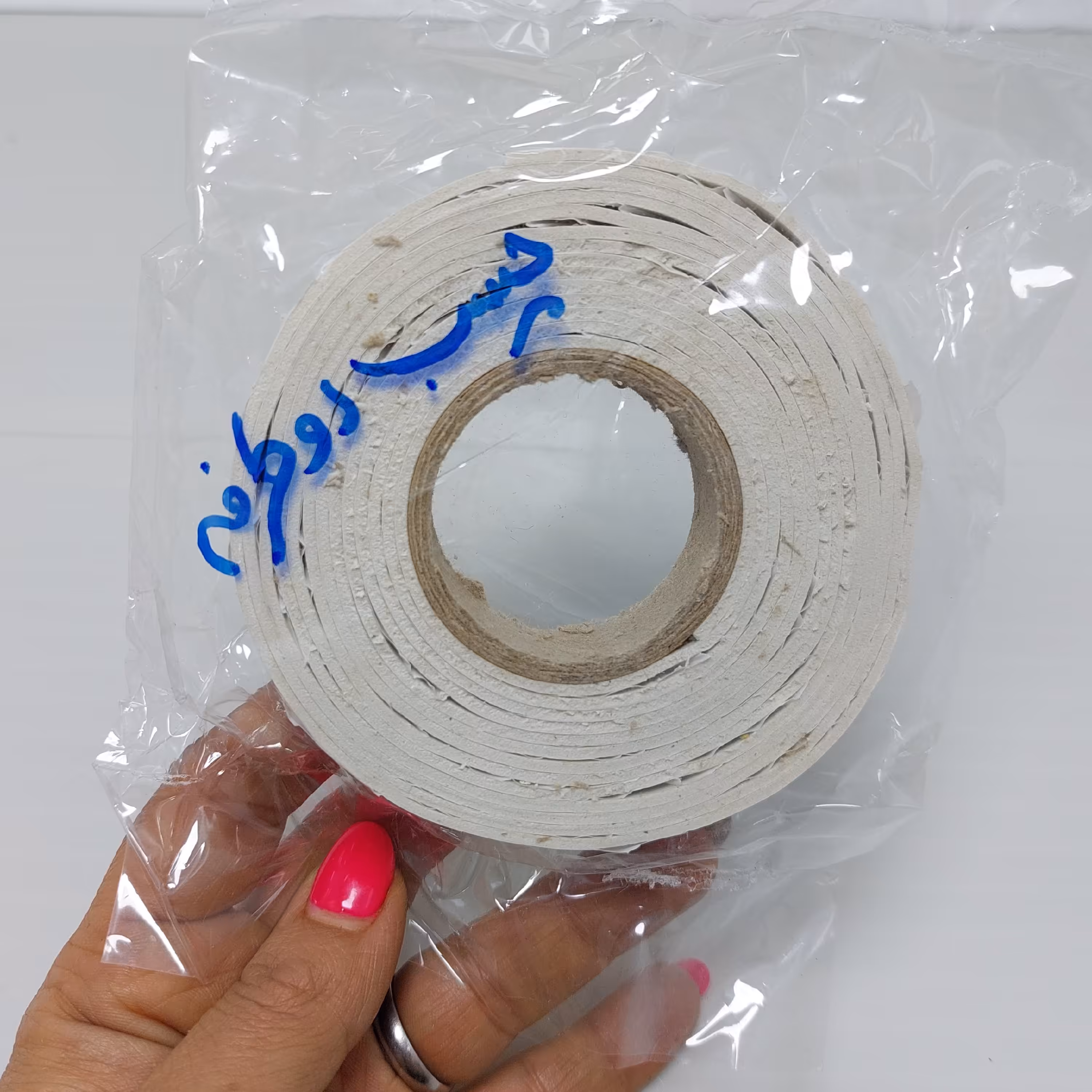 چسب دوطرفه  در پلاسکو دهقان 