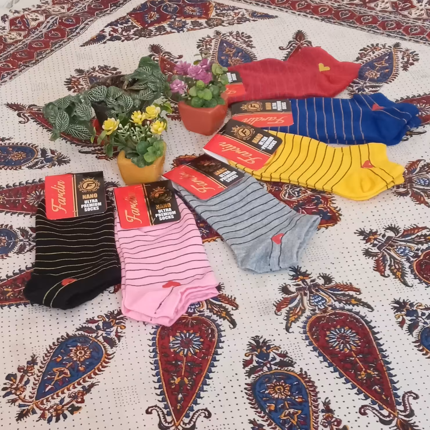 جوراب فانتزی طرح قلب