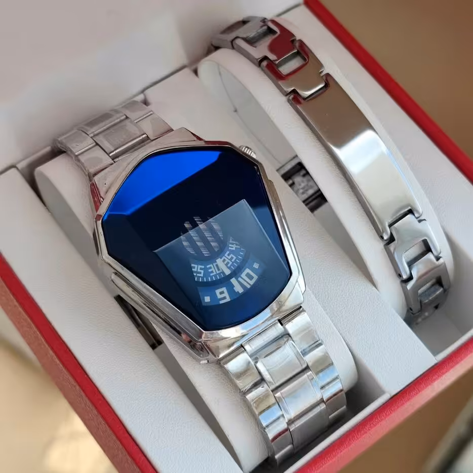 ست مردانه دستبند و ساعت مچی کنتوری والار اصلی  Walar