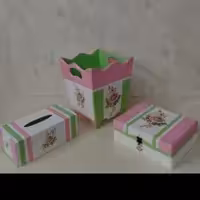 ست سطل و جادستمال و جعبه کاردوچنگال چوبی دکوپاژ  ضدآب در ابعاد و رنگ های متنوع شیکوپاژ