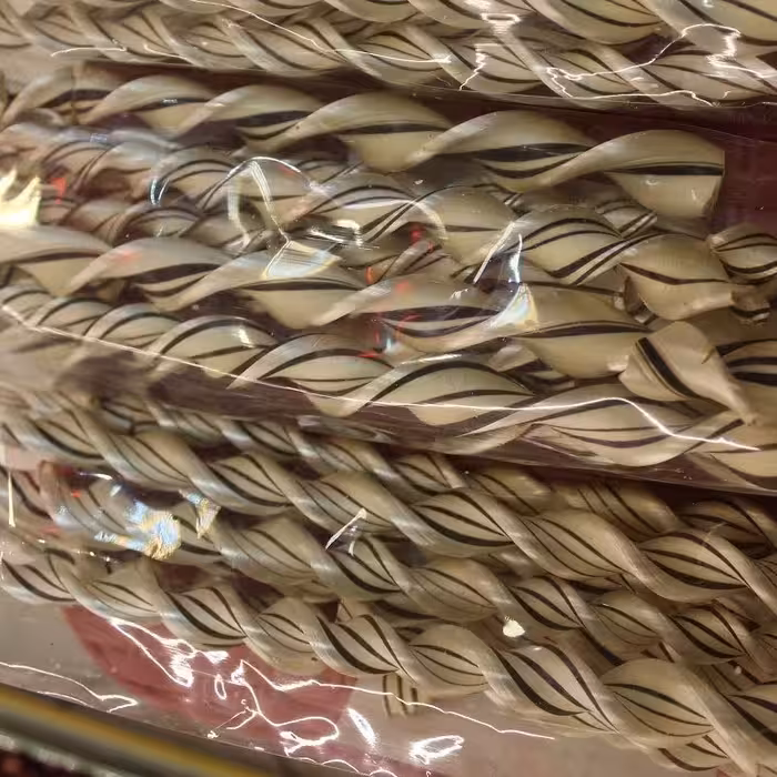 شکلات زنجبیلی (سوغات معروف مشهد)