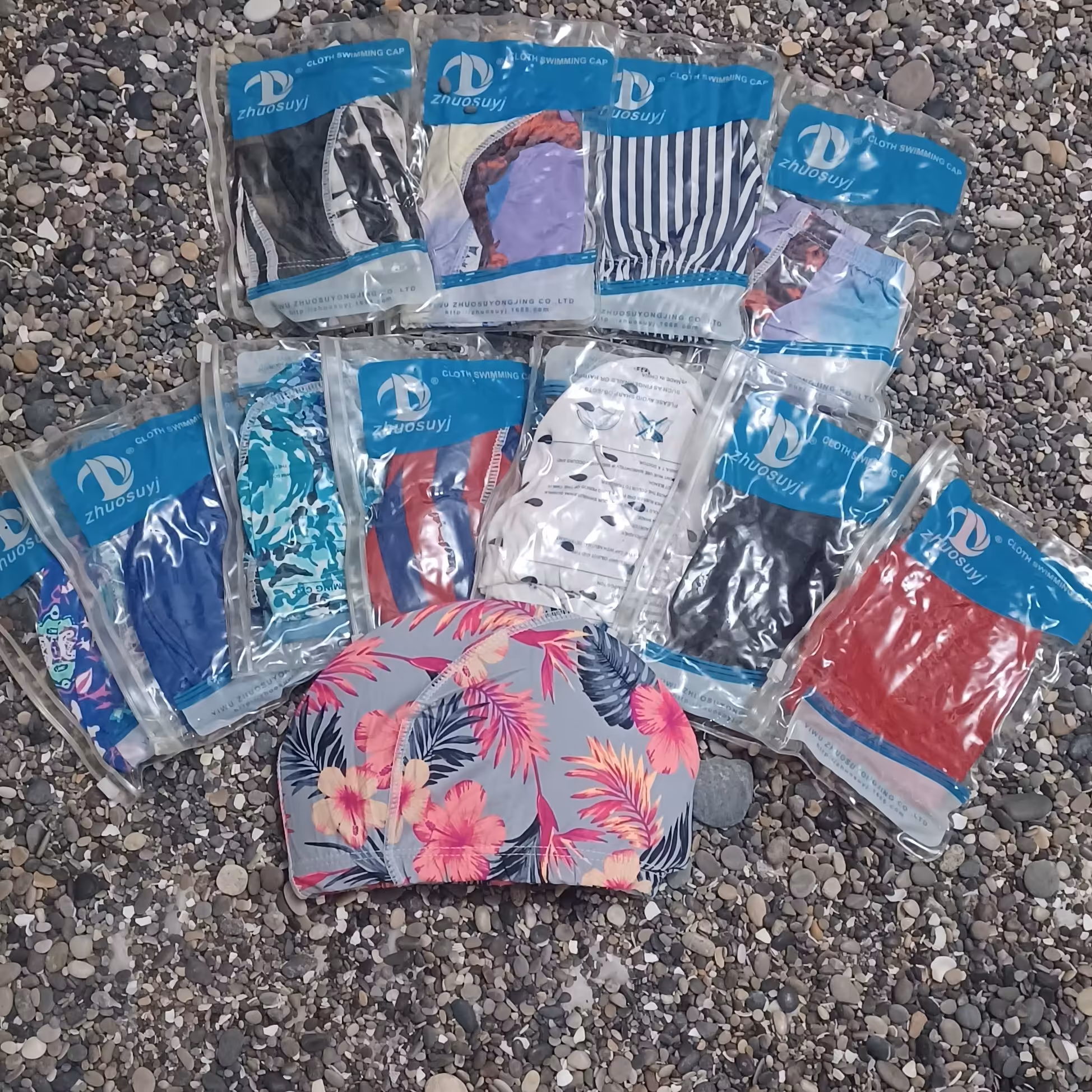 گلاه شنا  پارچه ای زنانه در 12 طرح